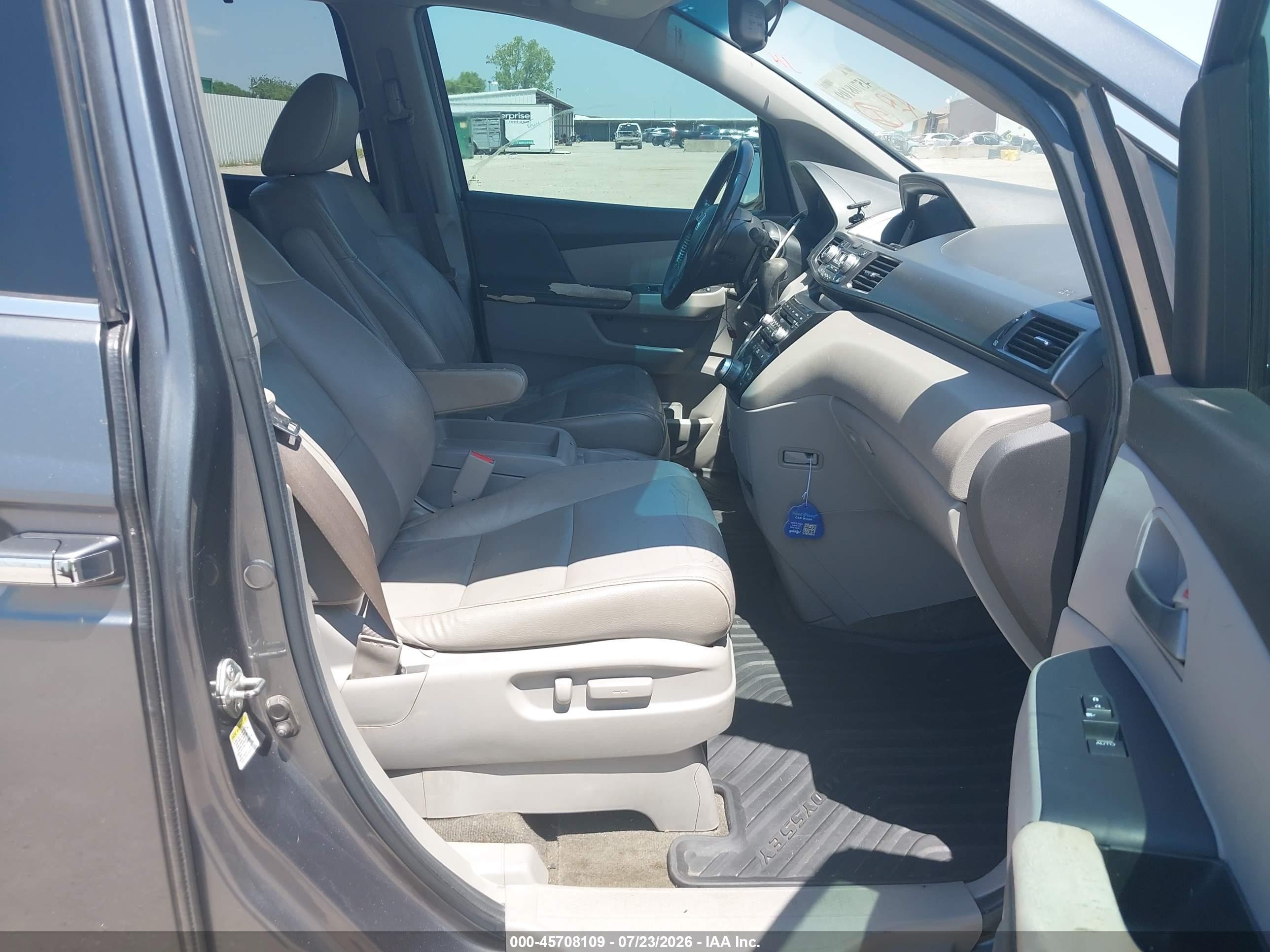 2012 Honda Odyssey Touring/touring Elite Gray vin: 5FNRL5H98CB078577