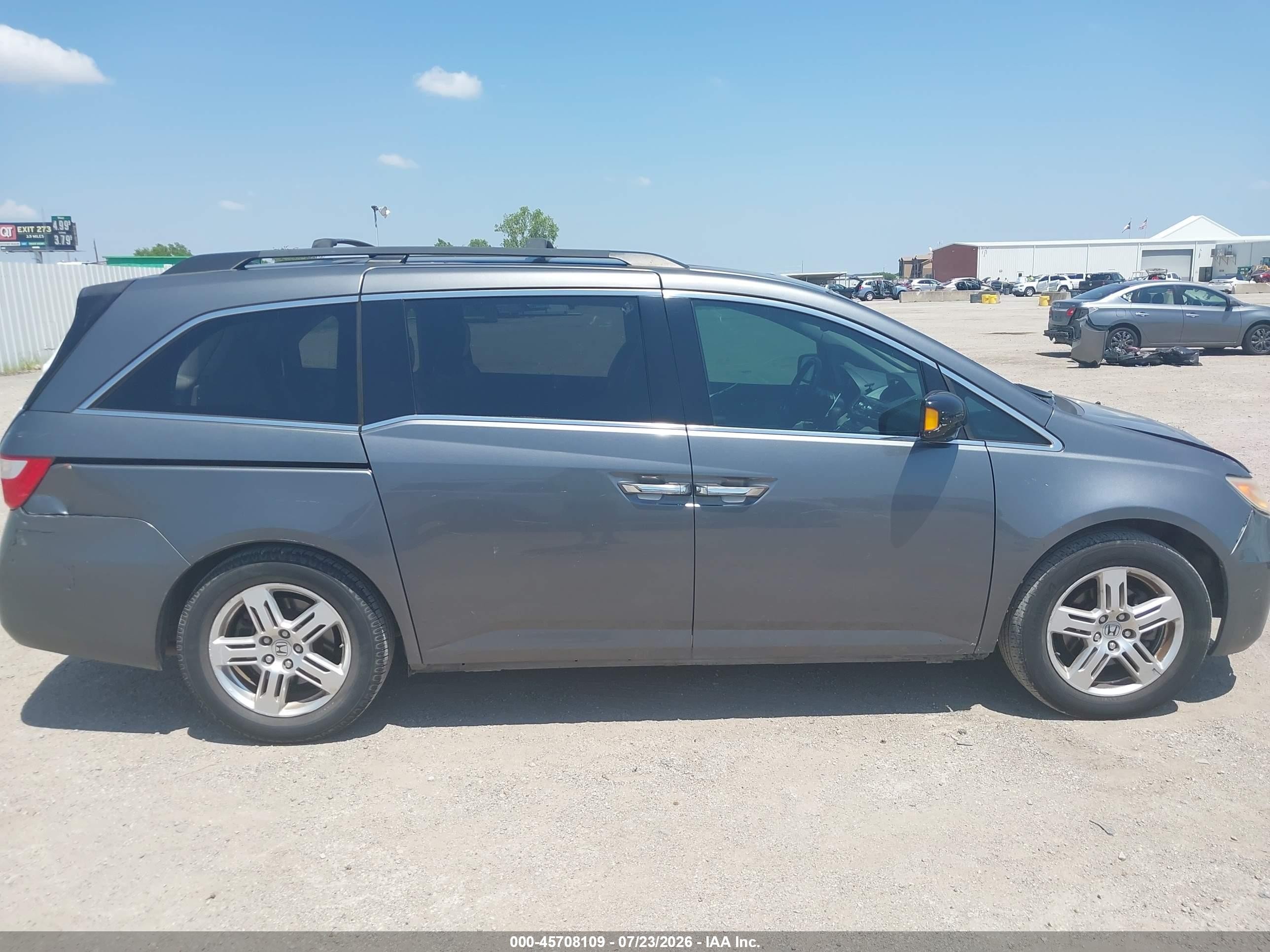 2012 Honda Odyssey Touring/touring Elite Gray vin: 5FNRL5H98CB078577