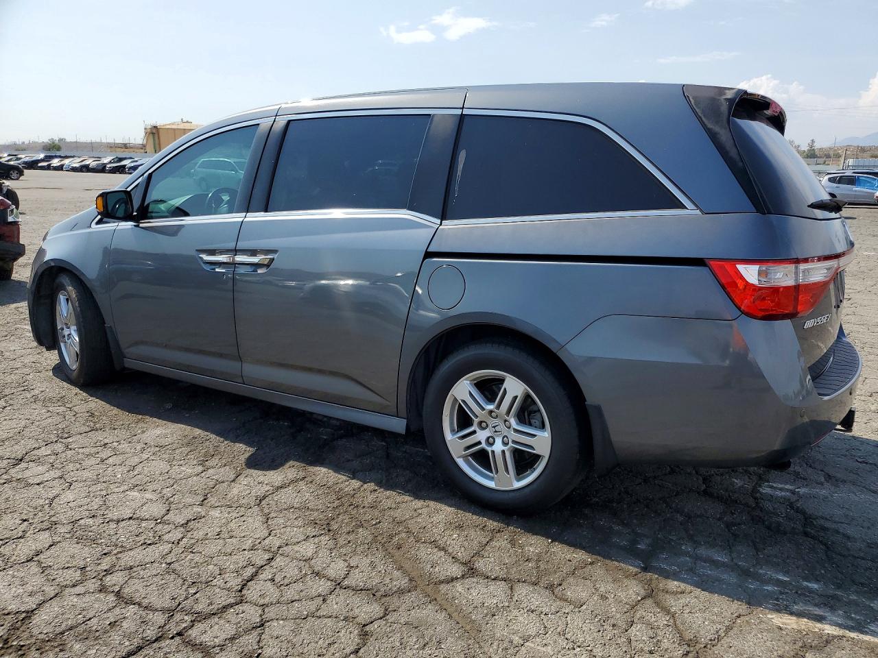 2012 Honda Odyssey Touring Gray vin: 5FNRL5H98CB120343