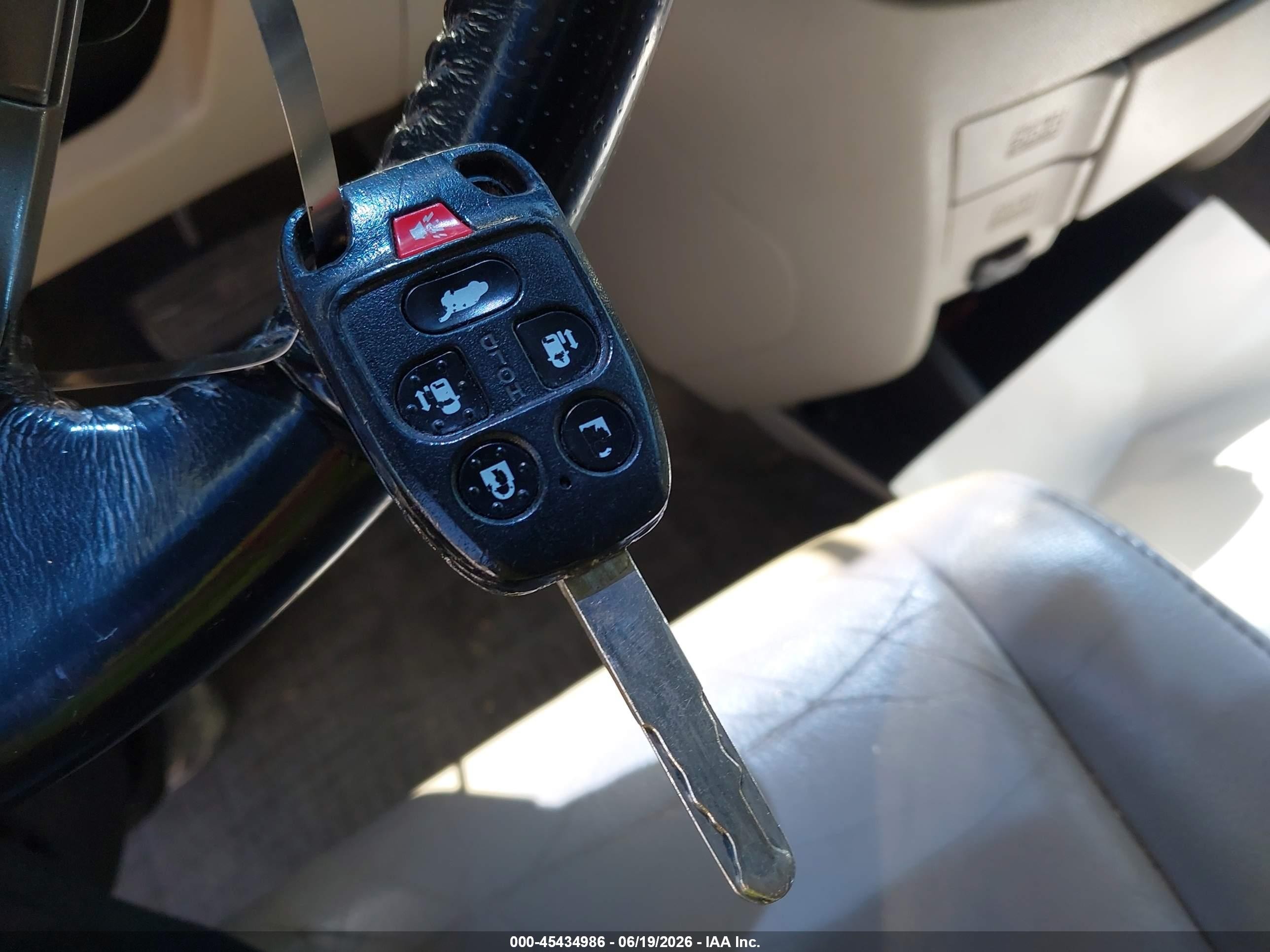 2012 Honda Odyssey Touring/touring Elite Gray vin: 5FNRL5H98CB120360