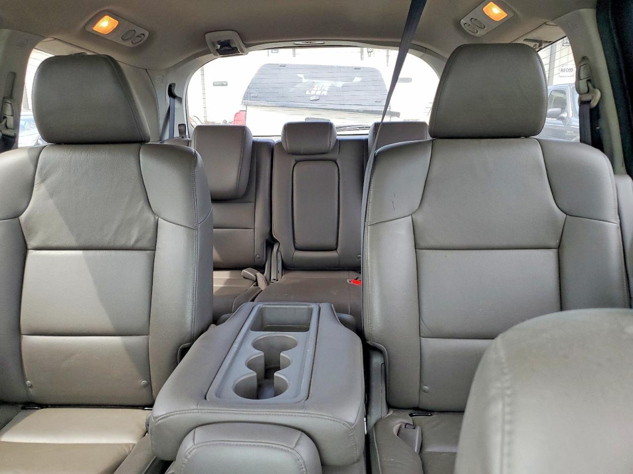 2012 Honda Odyssey Touring Black vin: 5FNRL5H98CB132086