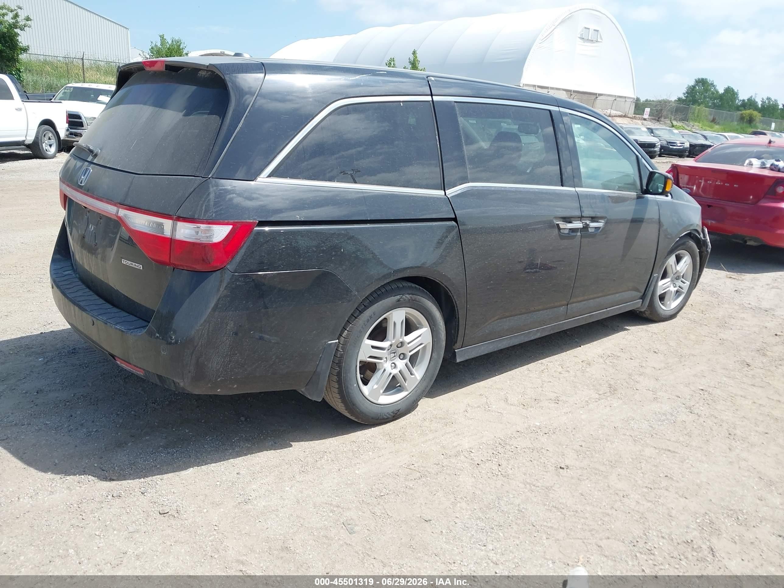 2013 Honda Odyssey Touring/touring Elite Black vin: 5FNRL5H98DB089922