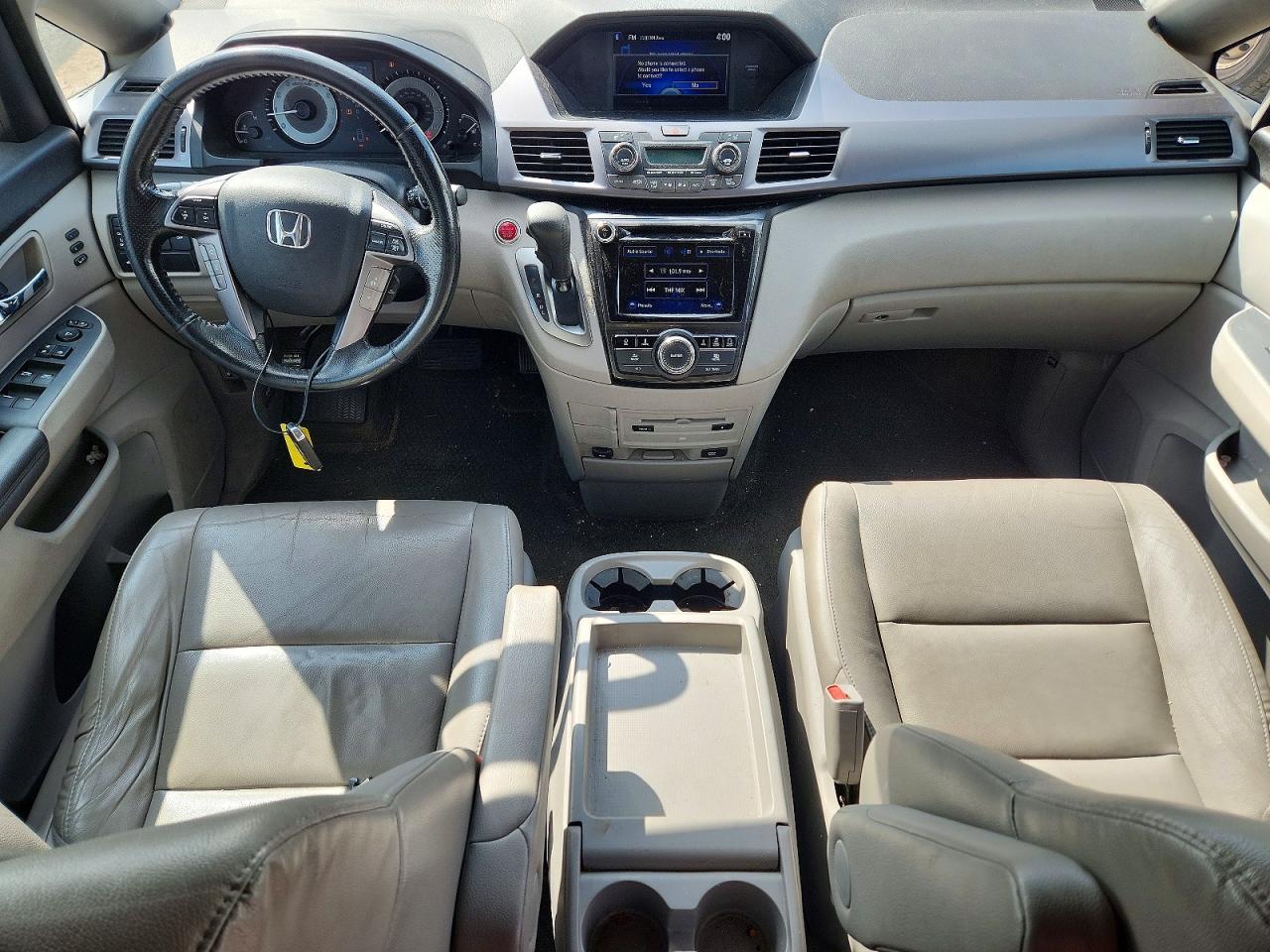 2014 Honda Odyssey Touring Black vin: 5FNRL5H98EB136271