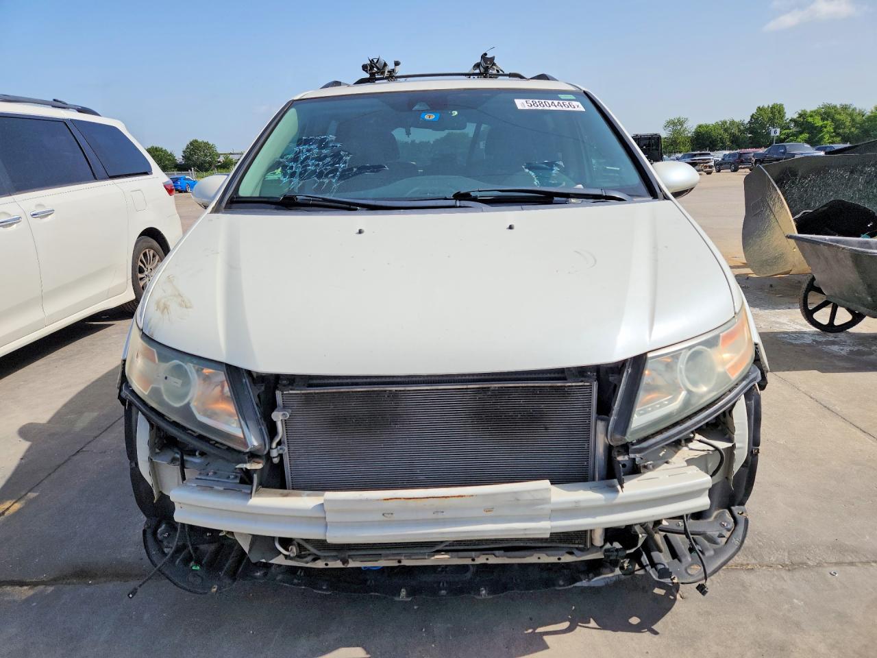 2015 Honda Odyssey Touring White vin: 5FNRL5H98FB019629