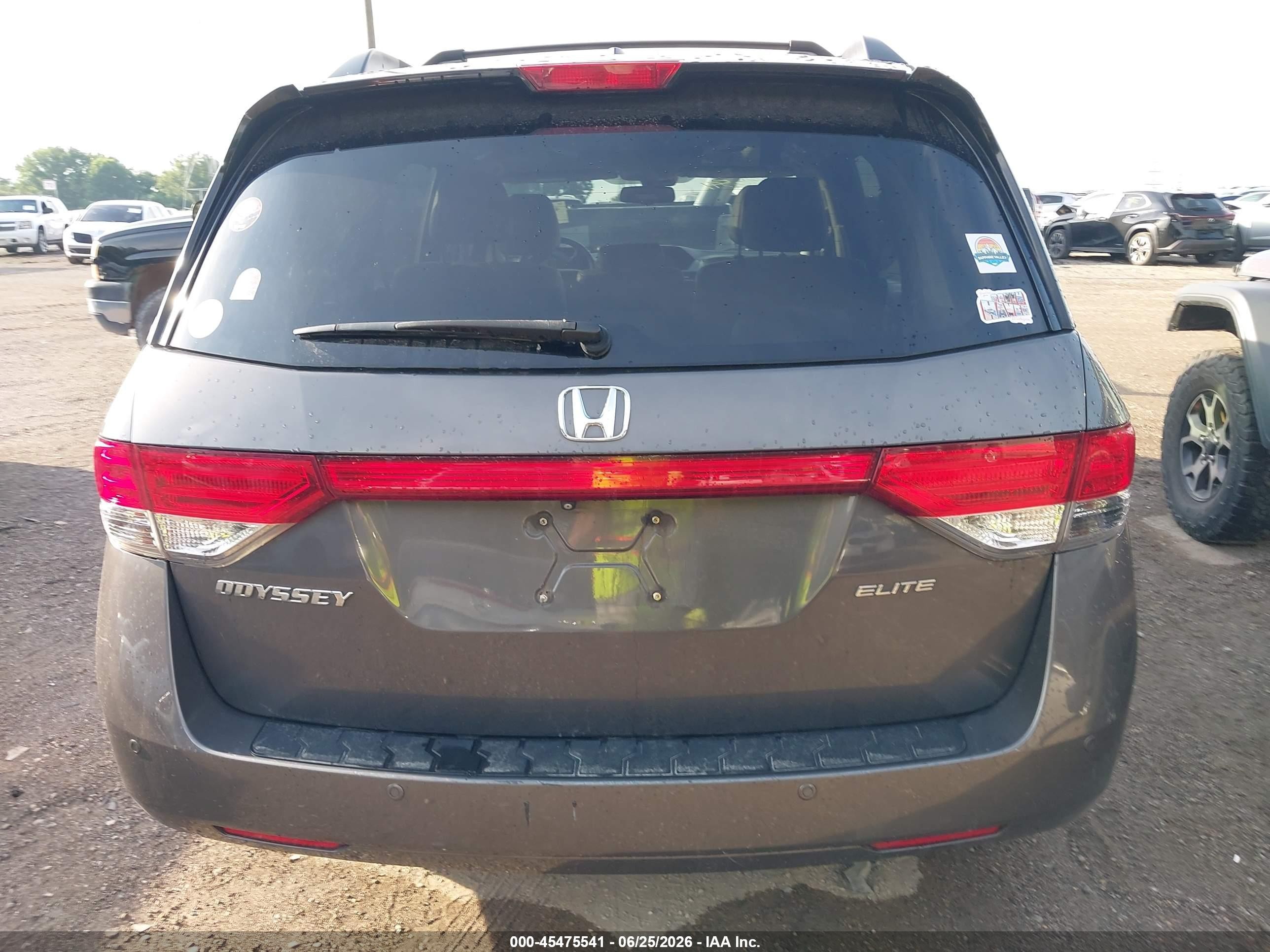 2015 Honda Odyssey Touring/touring Elite Gray vin: 5FNRL5H98FB021235