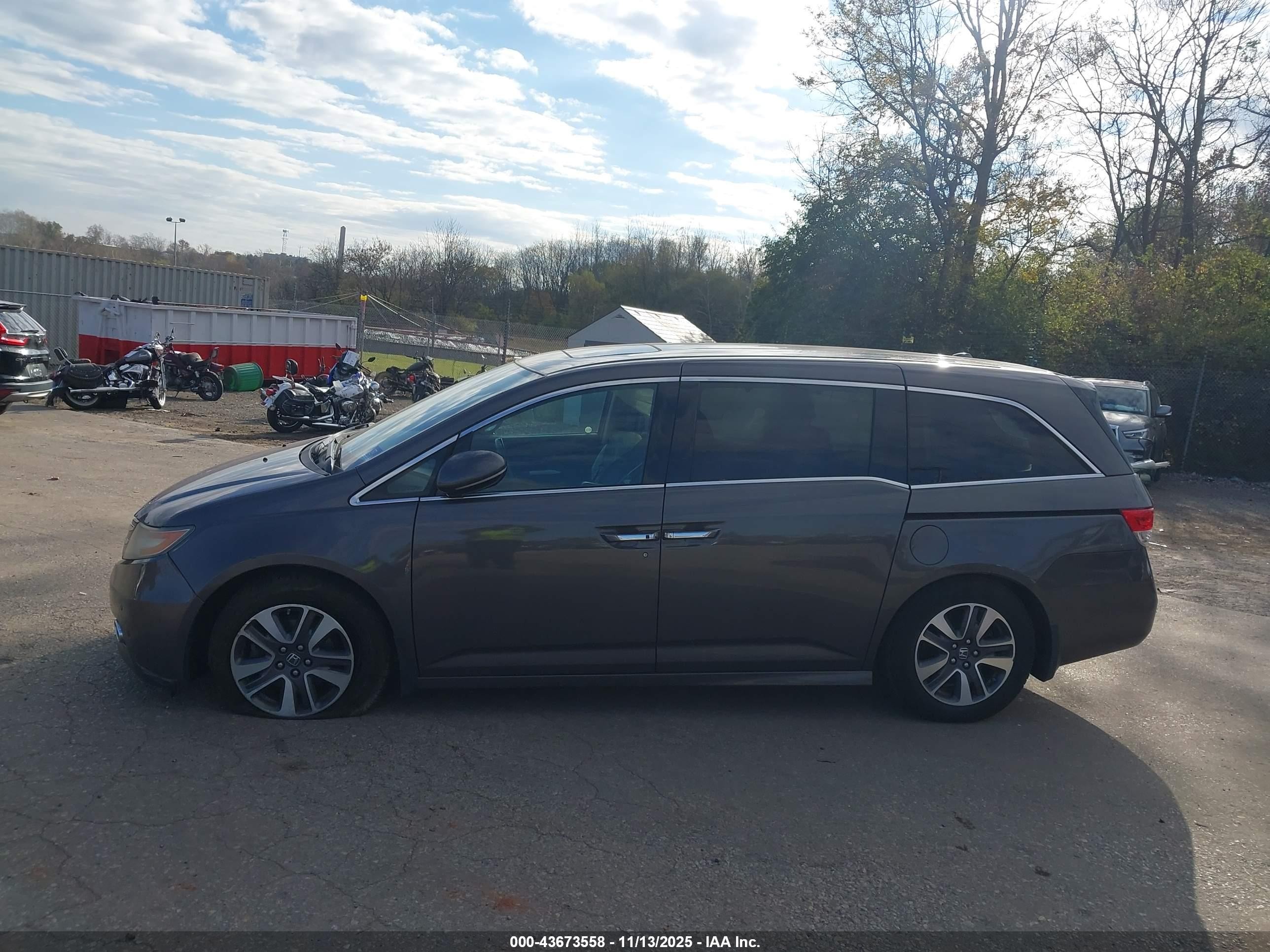 2015 Honda Odyssey Touring/touring Elite Серый vin: 5FNRL5H98FB021686