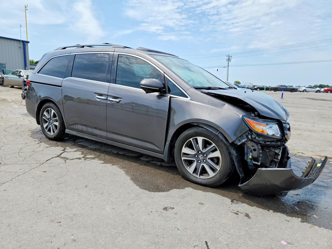 2015 Honda Odyssey Touring Gray vin: 5FNRL5H98FB064019