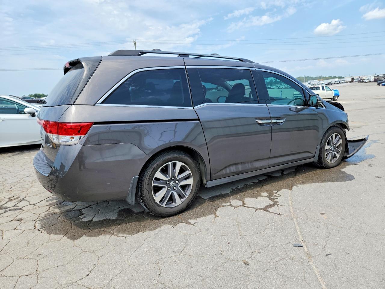 2015 Honda Odyssey Touring Gray vin: 5FNRL5H98FB064019