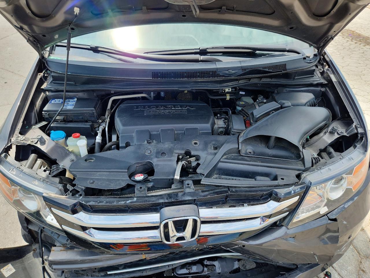 2015 Honda Odyssey Touring Gray vin: 5FNRL5H98FB064019