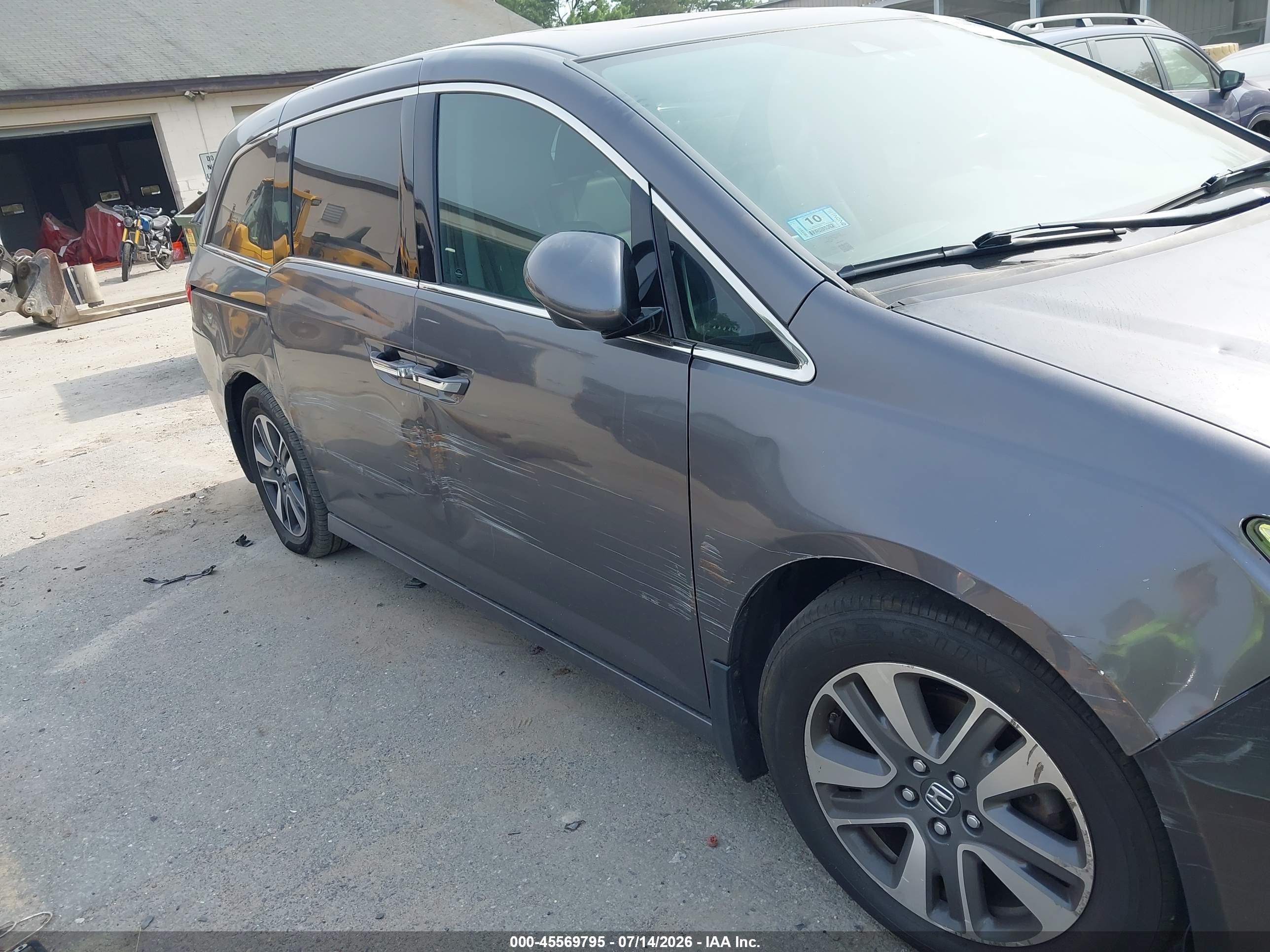 2015 Honda Odyssey Touring/touring Elite Gray vin: 5FNRL5H98FB077367