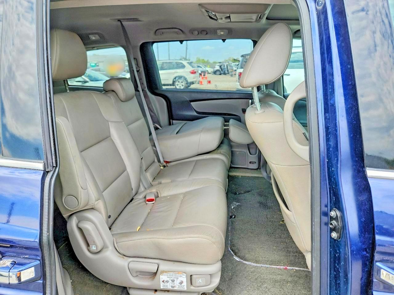 2016 Honda Odyssey Touring Синий vin: 5FNRL5H98GB083641