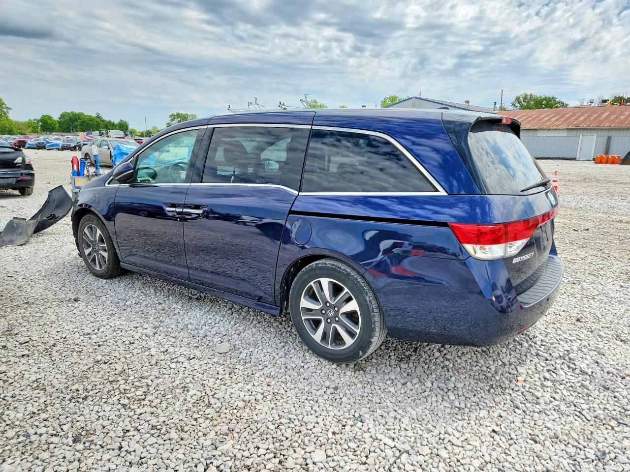 2016 Honda Odyssey Touring Синий vin: 5FNRL5H98GB083641