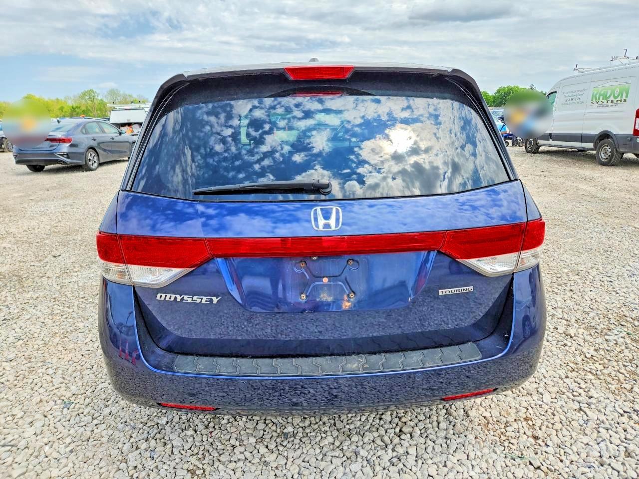 2016 Honda Odyssey Touring Синий vin: 5FNRL5H98GB083641