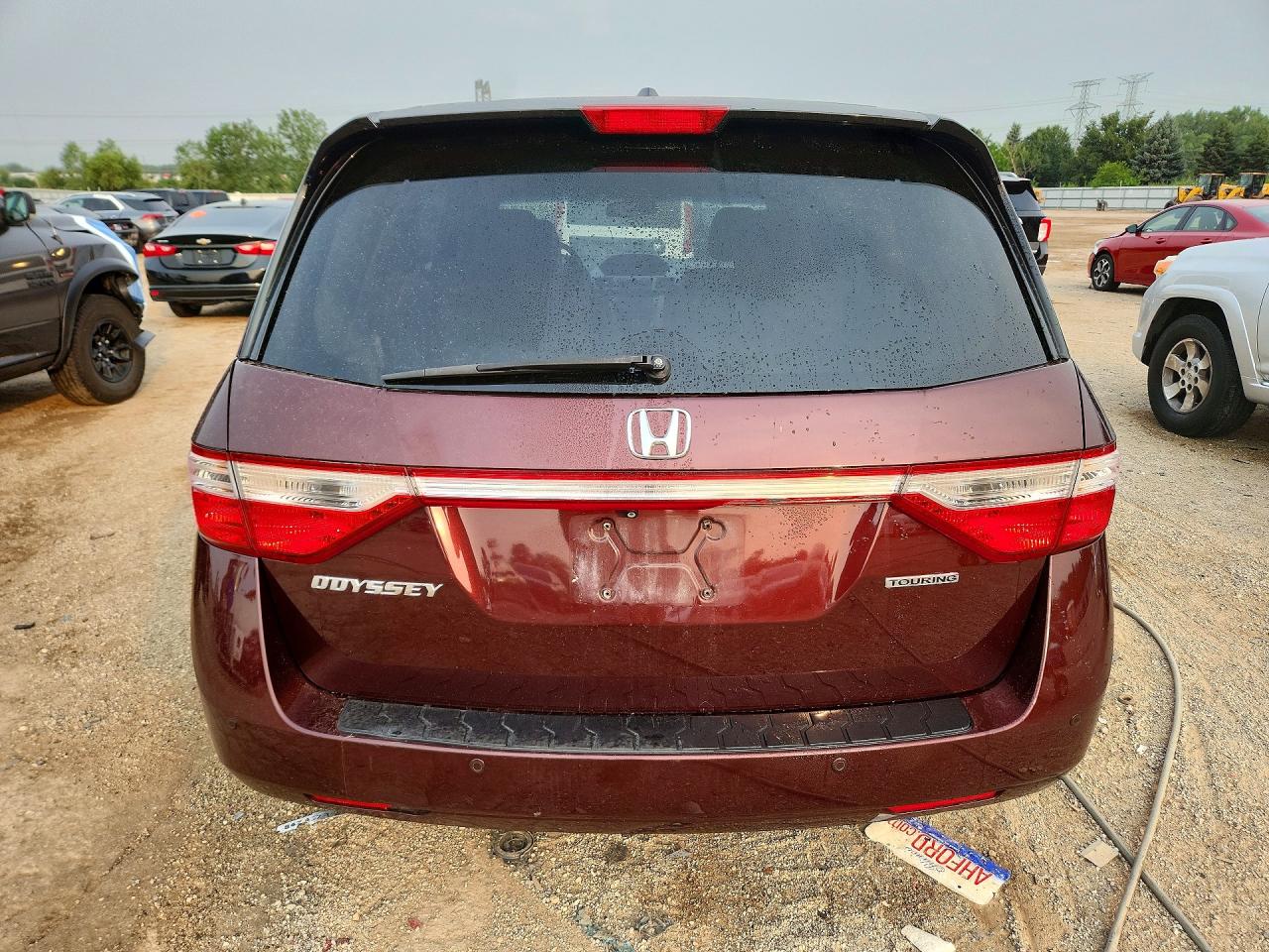 2011 Honda Odyssey Touring Темно-бордовый vin: 5FNRL5H99BB013414