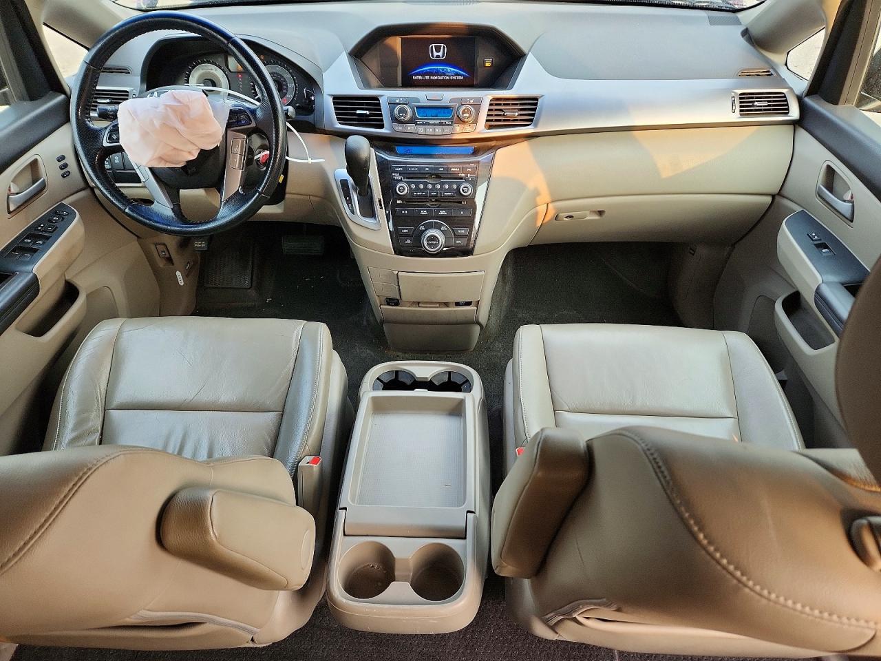 2011 Honda Odyssey Touring Темно-бордовый vin: 5FNRL5H99BB013414