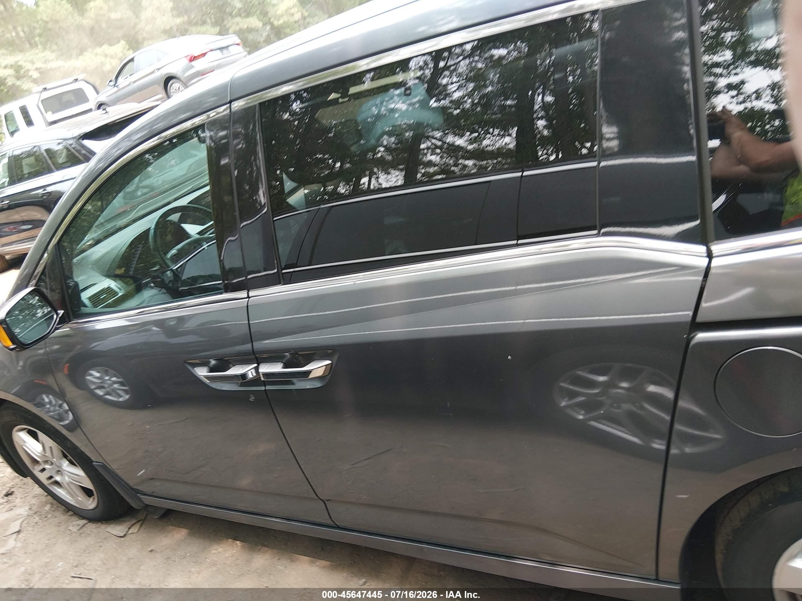 2011 Honda Odyssey Touring/touring Elite Gray vin: 5FNRL5H99BB016491