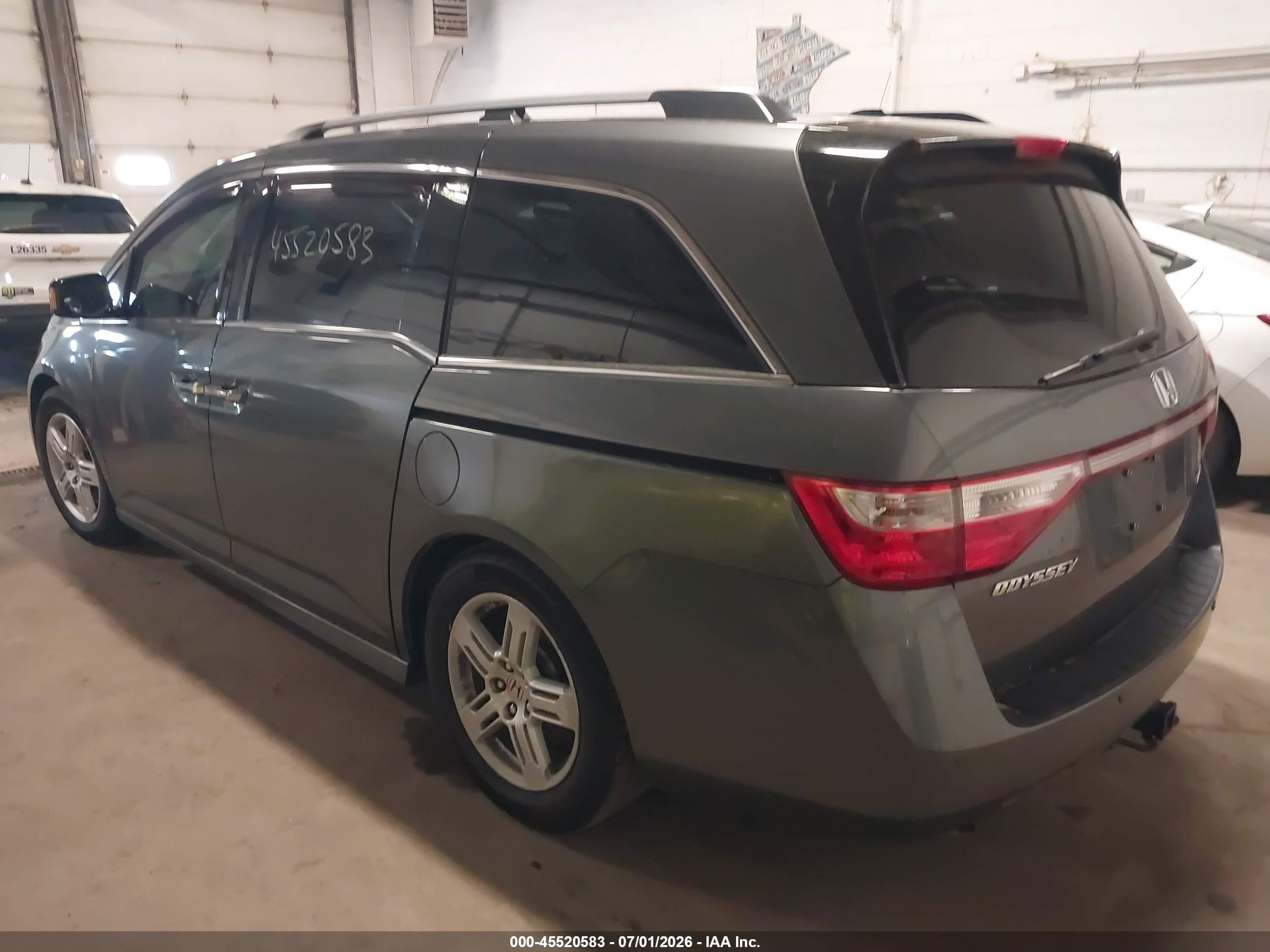 2011 Honda Odyssey Touring/touring Elite Gray vin: 5FNRL5H99BB041648