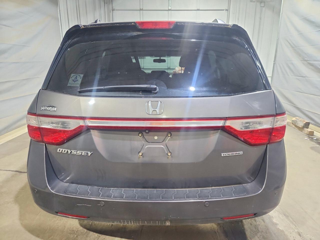 2011 Honda Odyssey Touring Gray vin: 5FNRL5H99BB089523