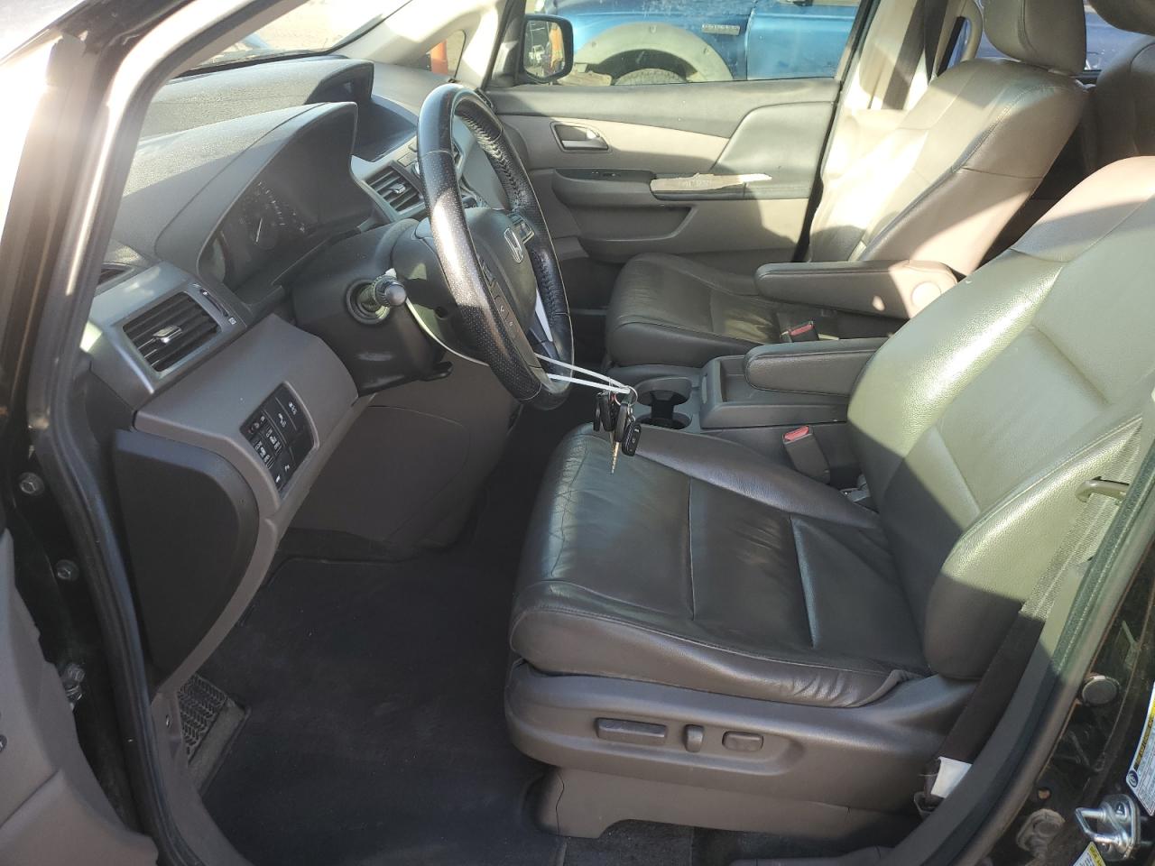 2011 Honda Odyssey Touring Black vin: 5FNRL5H99BB091532