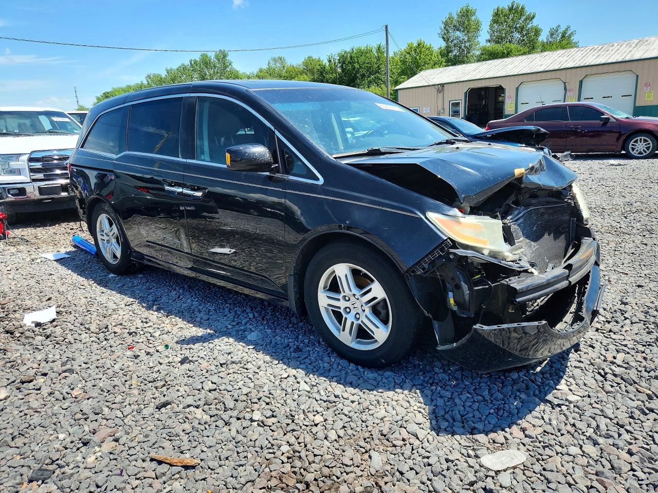 2011 Honda Odyssey Touring Black vin: 5FNRL5H99BB093572