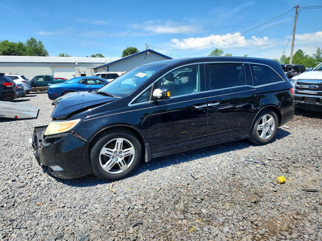 2011 Honda Odyssey Touring Black vin: 5FNRL5H99BB093572