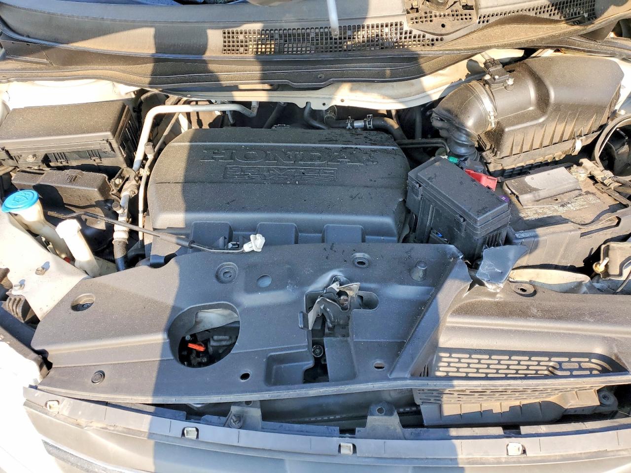 2012 Honda Odyssey Touring Silver vin: 5FNRL5H99CB008361