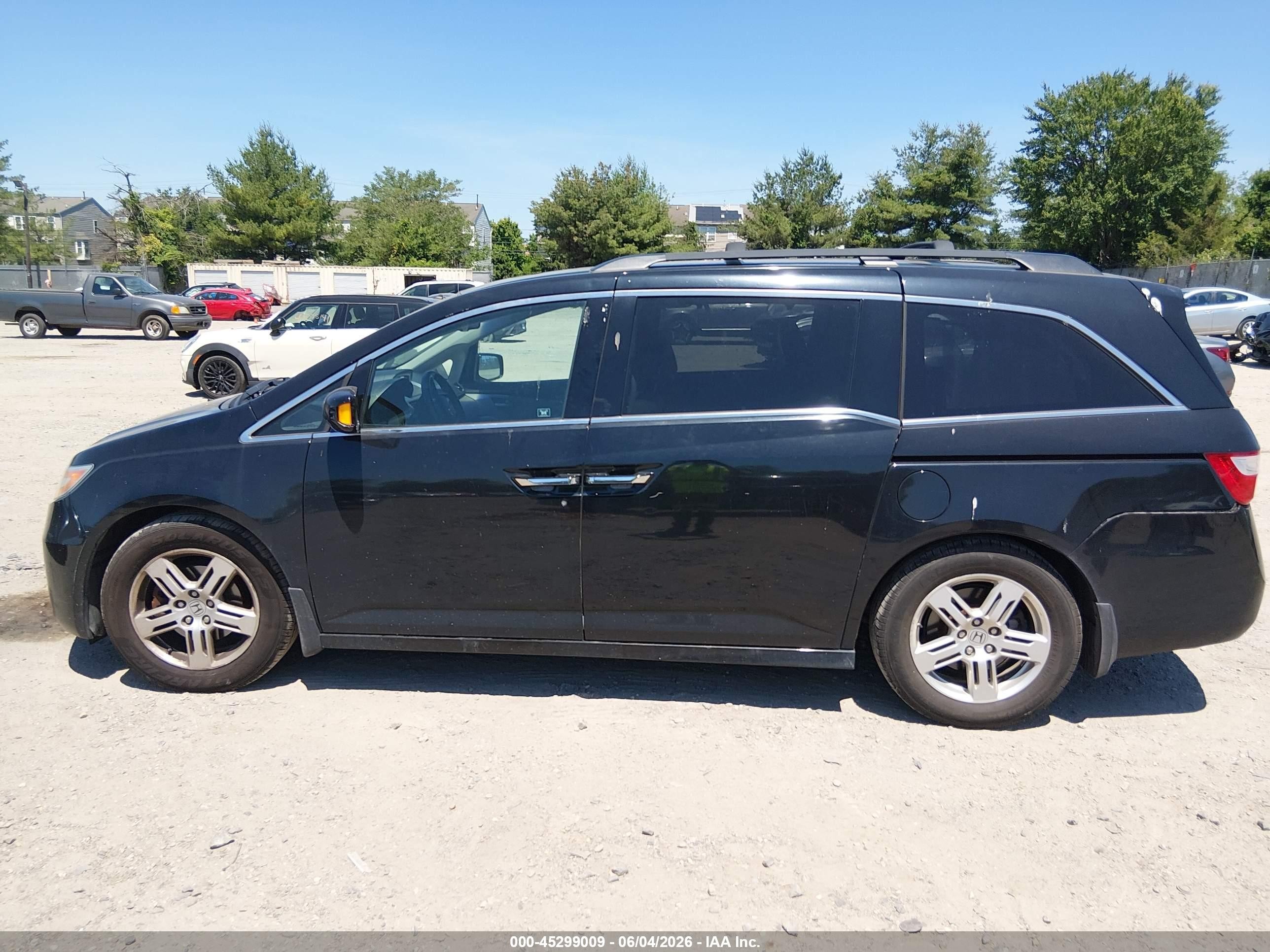 2012 Honda Odyssey Touring/touring Elite Black vin: 5FNRL5H99CB033485