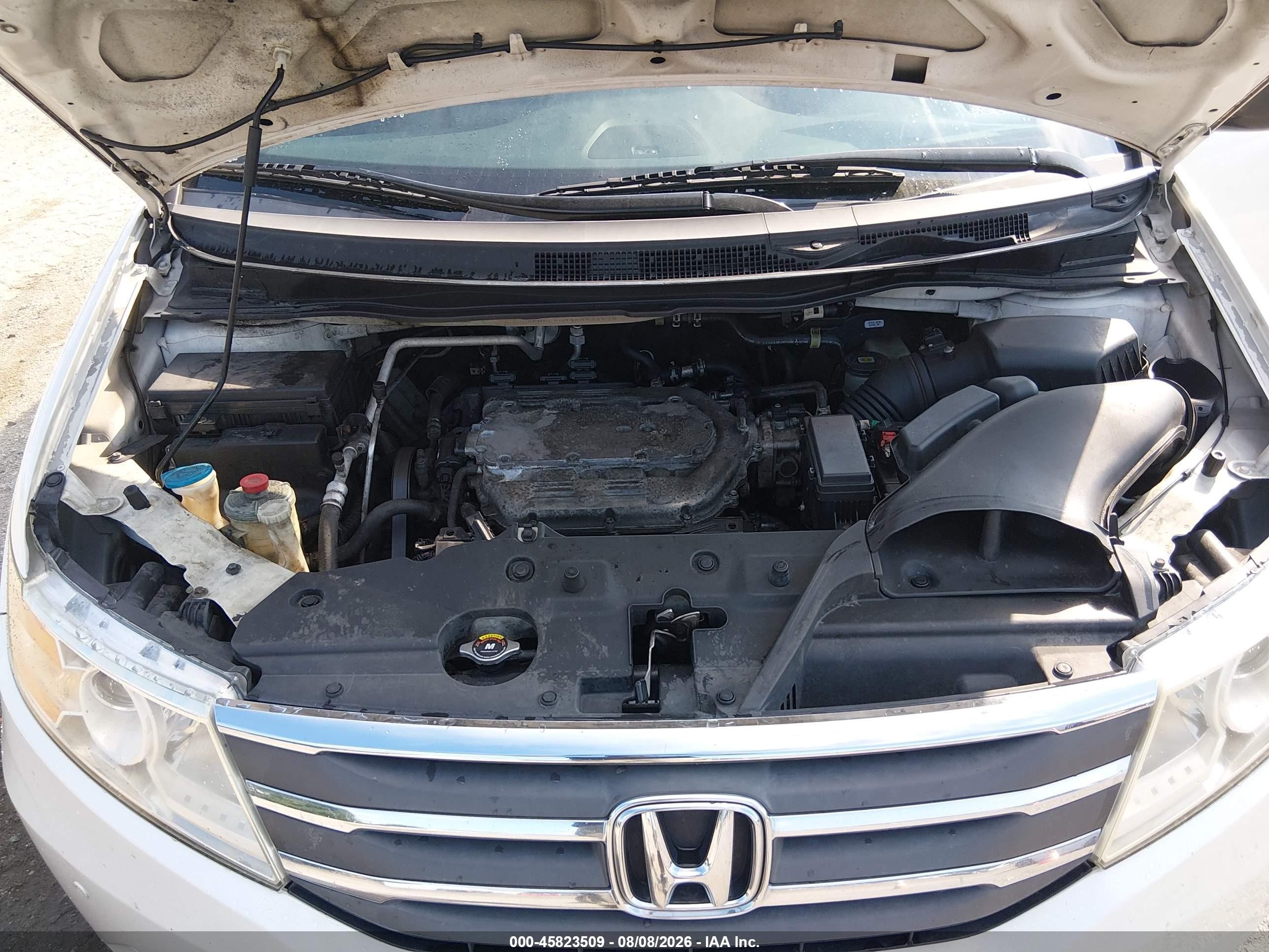 2012 Honda Odyssey Touring/touring Elite White vin: 5FNRL5H99CB034474