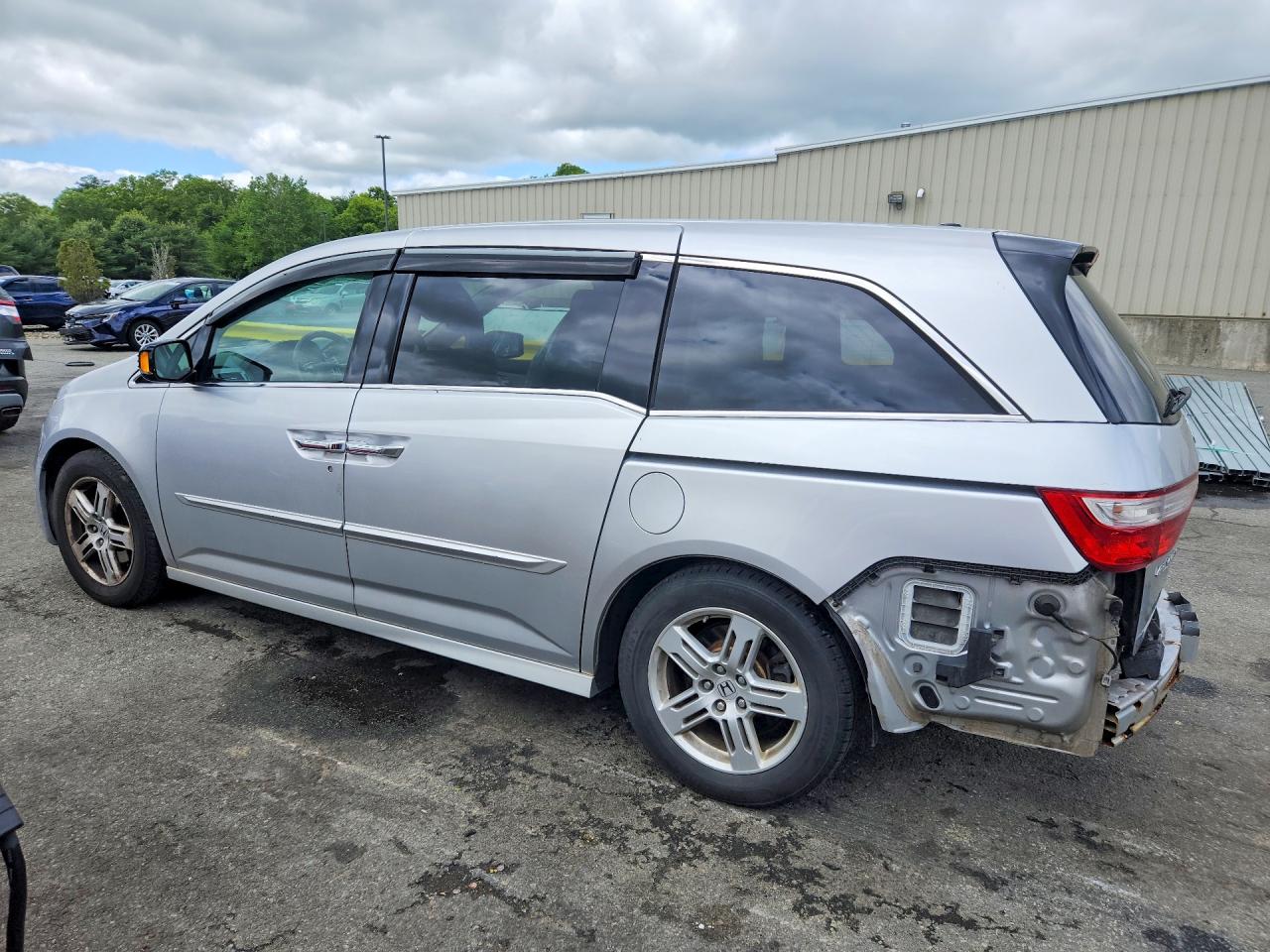 2012 Honda Odyssey Touring Silver vin: 5FNRL5H99CB037522