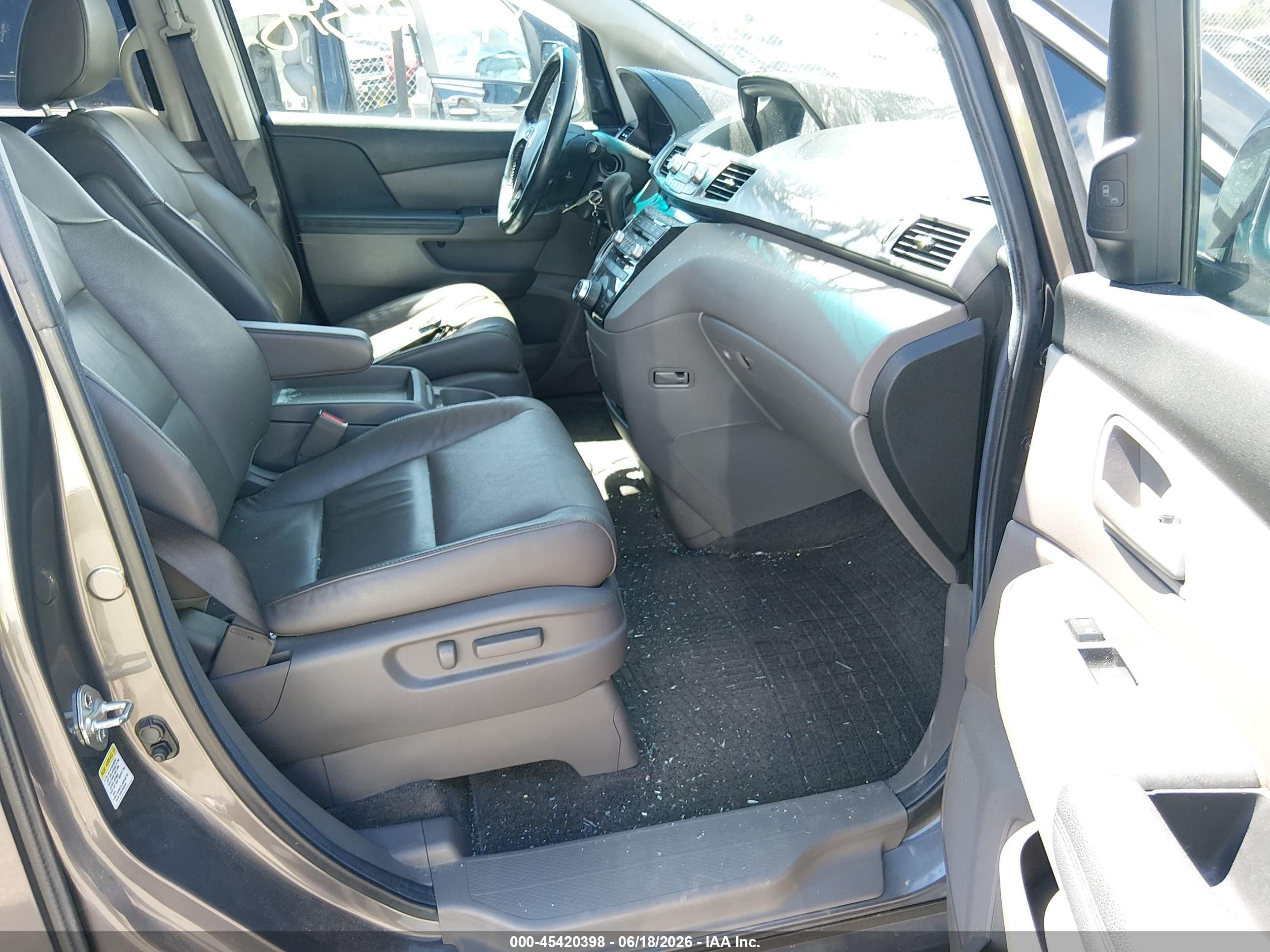2012 Honda Odyssey Touring/touring Elite Gray vin: 5FNRL5H99CB054501