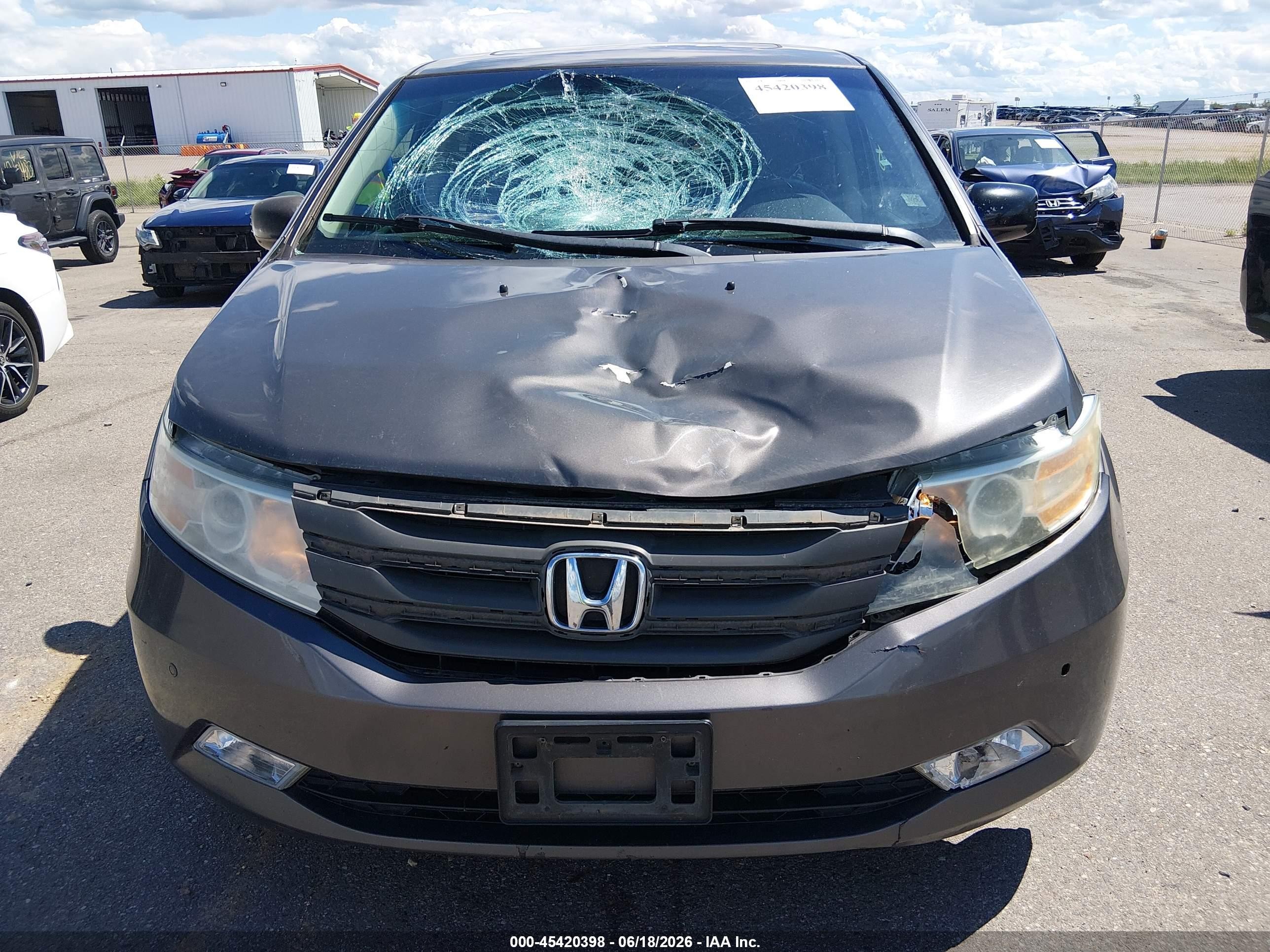 2012 Honda Odyssey Touring/touring Elite Gray vin: 5FNRL5H99CB054501