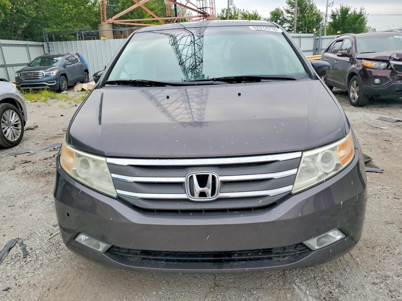 2012 Honda Odyssey Touring Gray vin: 5FNRL5H99CB071718