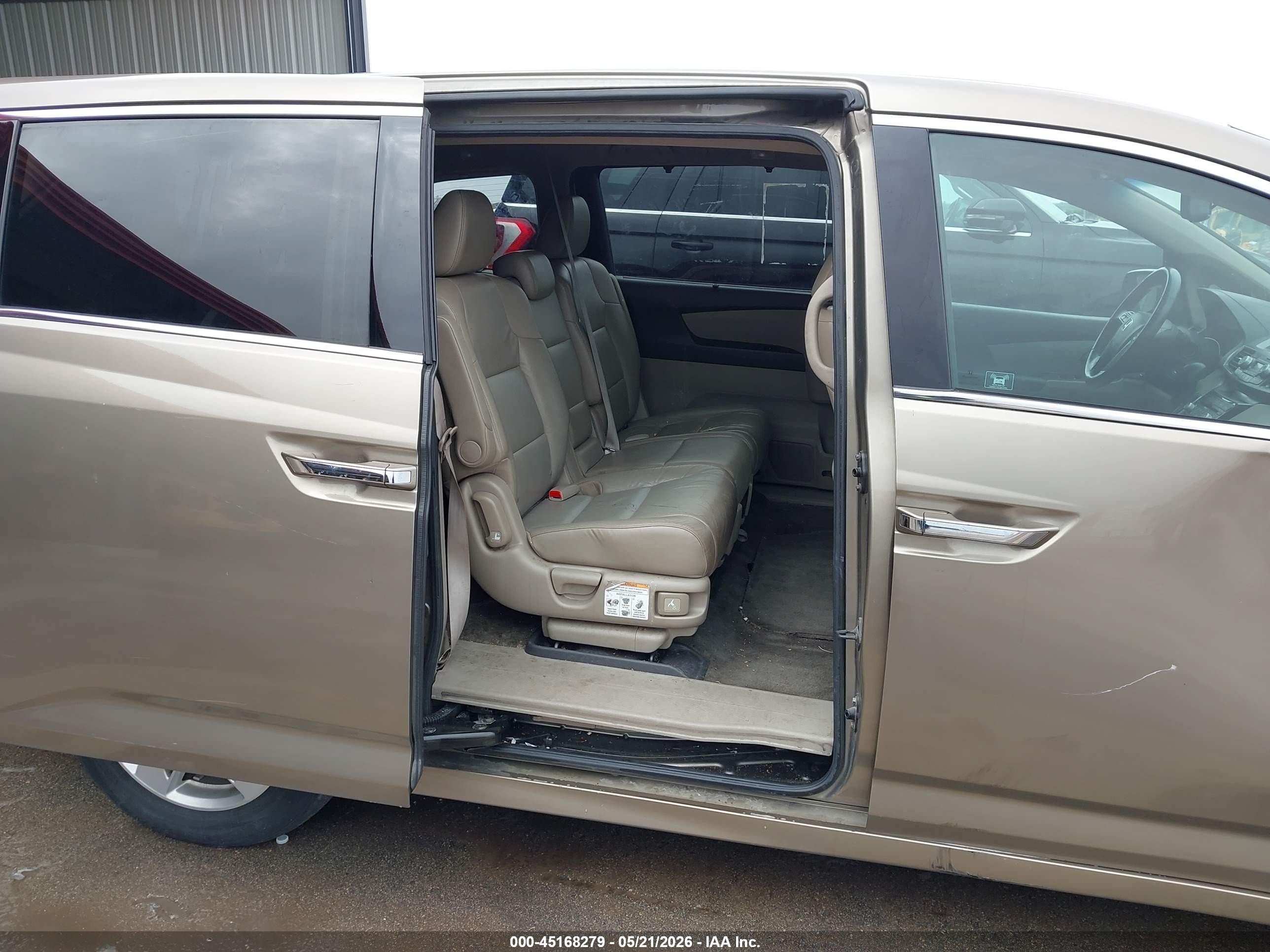2012 Honda Odyssey Touring/touring Elite Brown vin: 5FNRL5H99CB071962