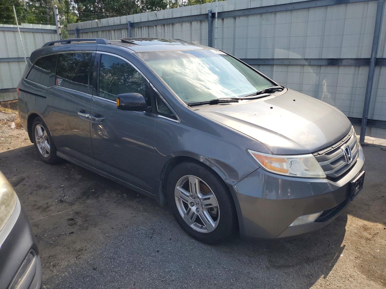 2012 Honda Odyssey Touring Gray vin: 5FNRL5H99CB075381