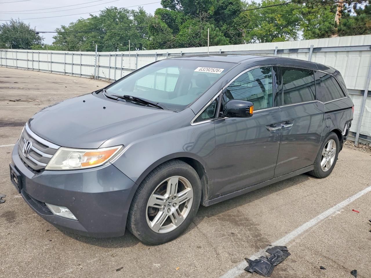 2012 Honda Odyssey Touring Gray vin: 5FNRL5H99CB080824