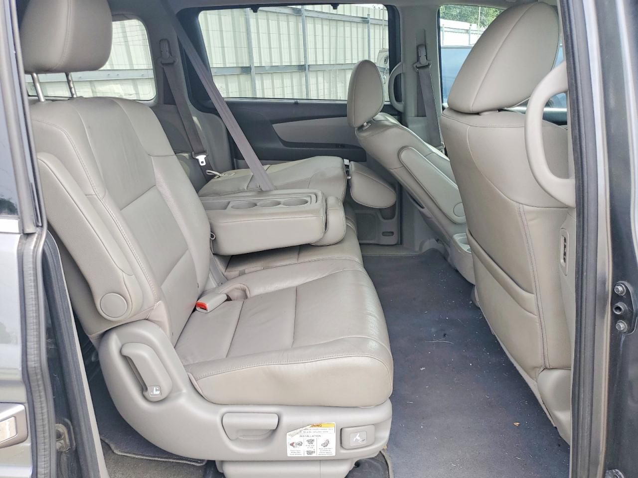 2012 Honda Odyssey Touring Gray vin: 5FNRL5H99CB080824