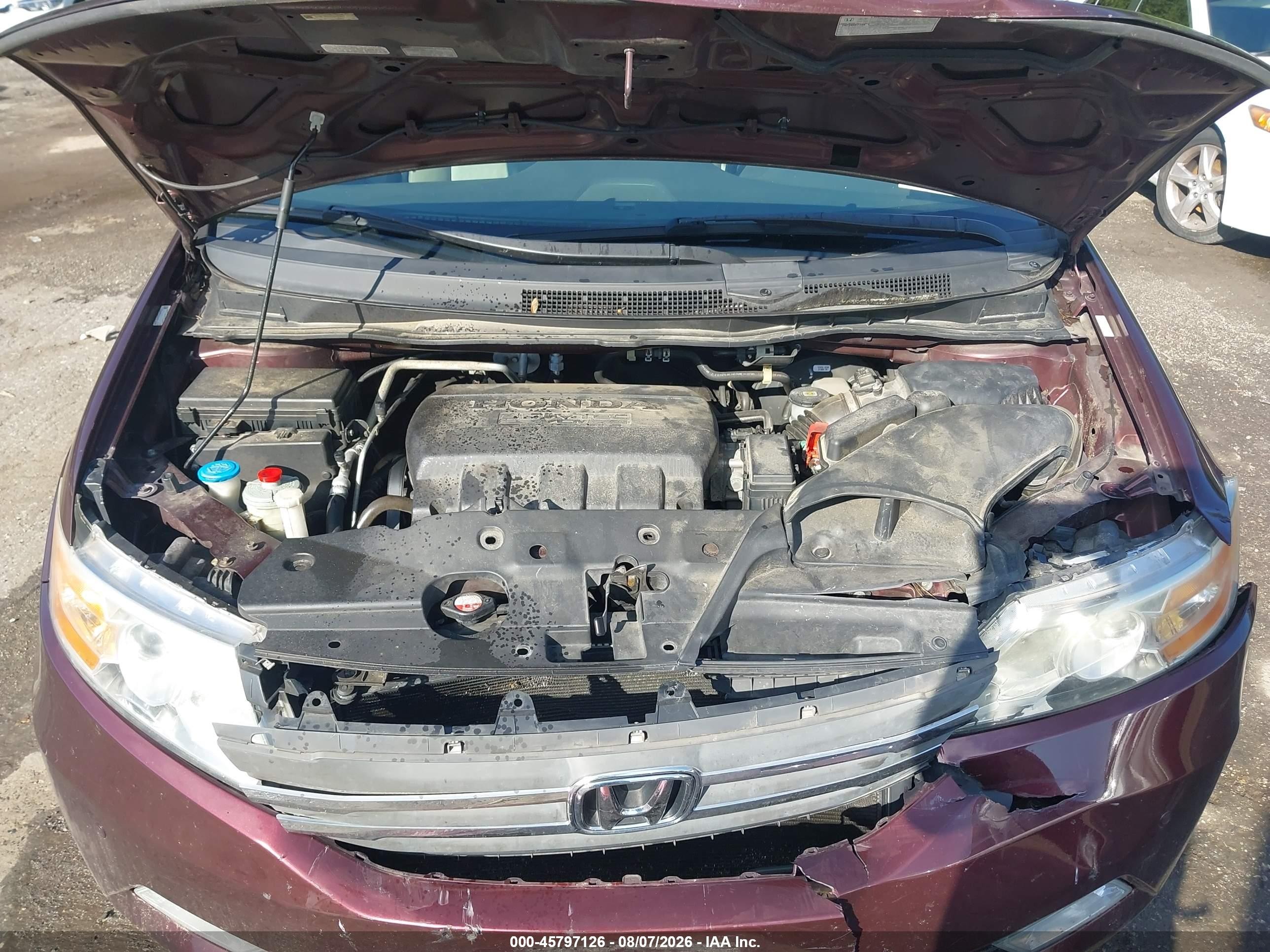 2012 Honda Odyssey Touring/touring Elite Burgundy vin: 5FNRL5H99CB117967