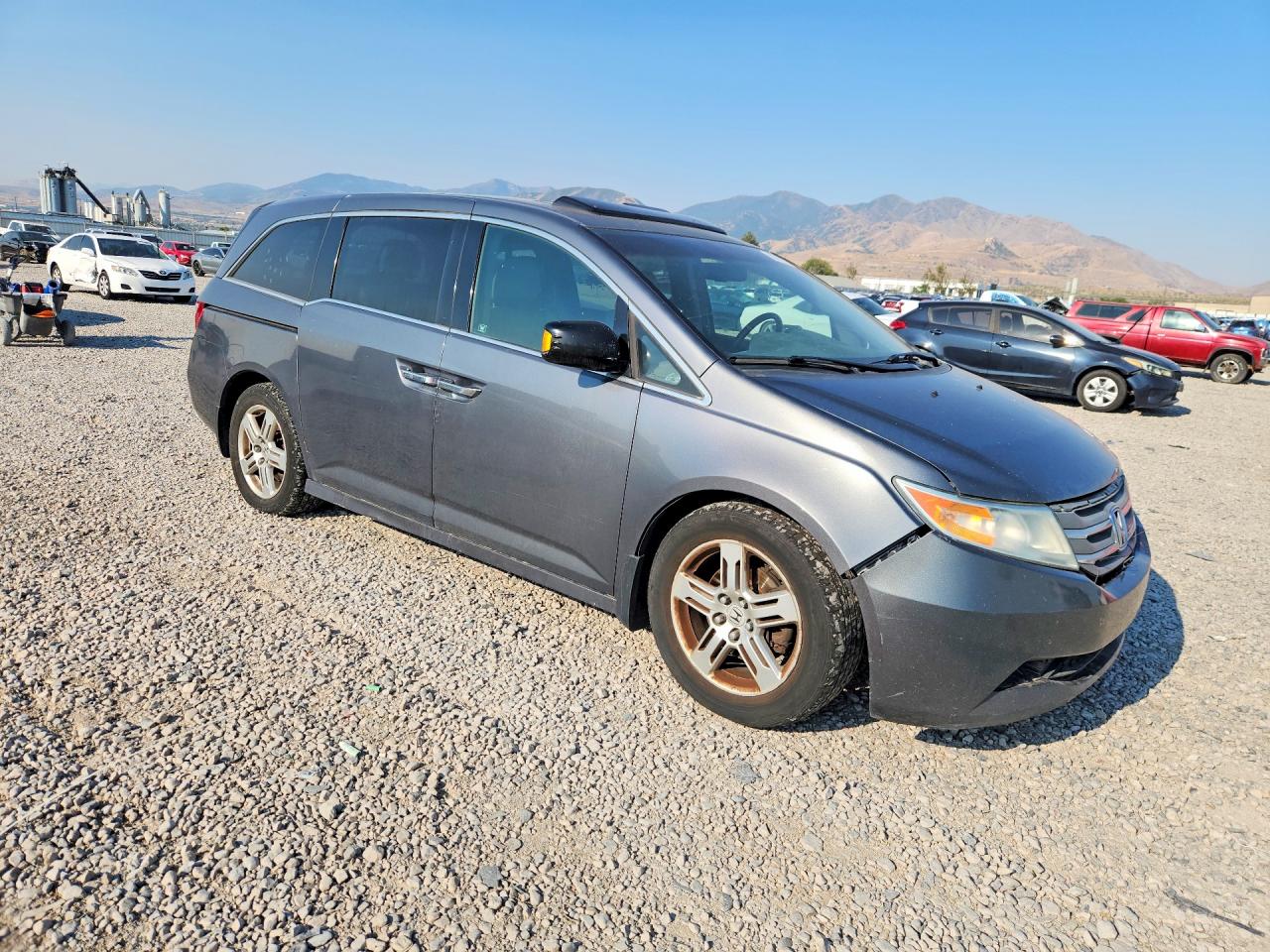 2012 Honda Odyssey Touring Gray vin: 5FNRL5H99CB122778