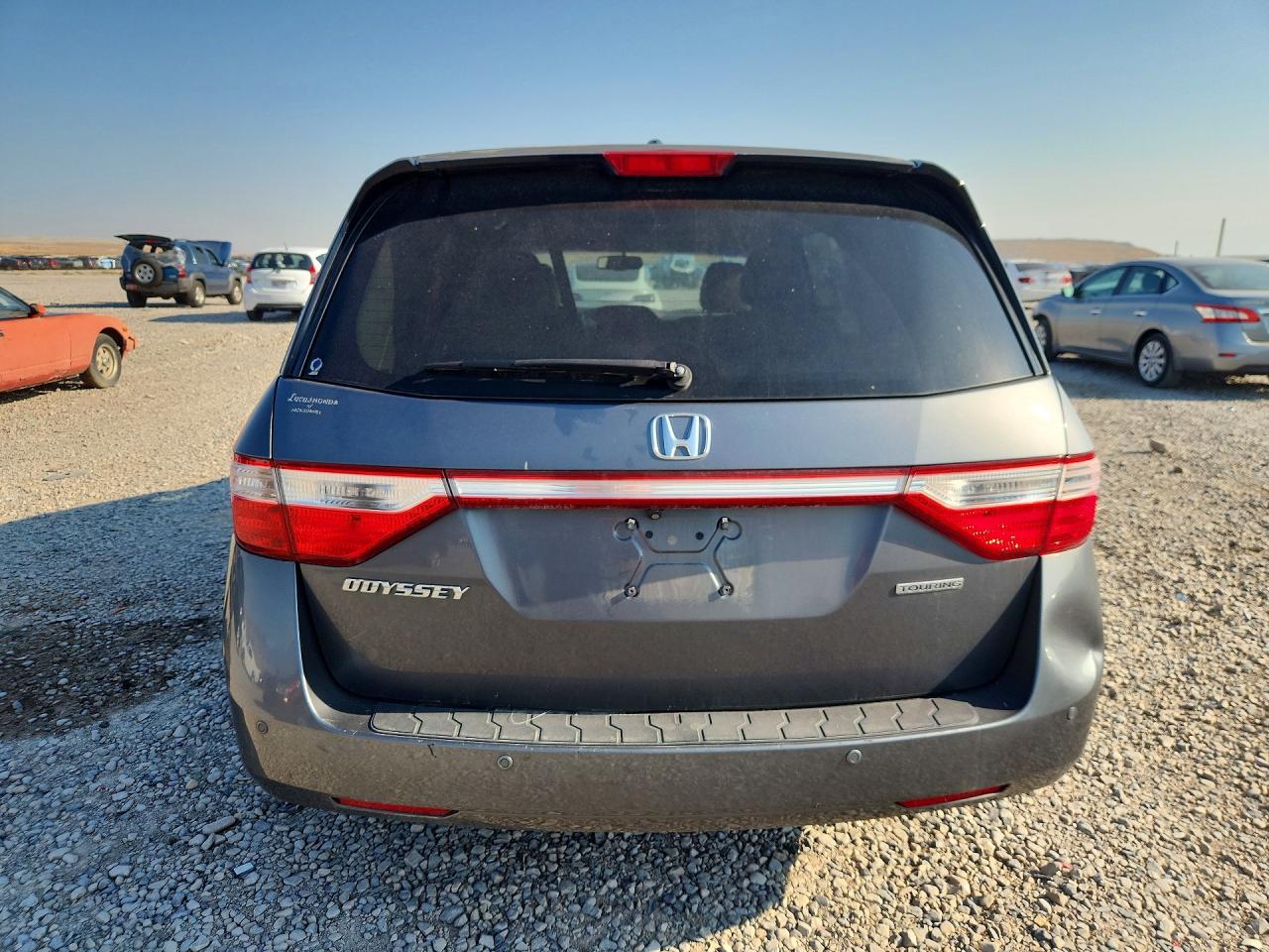 2012 Honda Odyssey Touring Gray vin: 5FNRL5H99CB122778