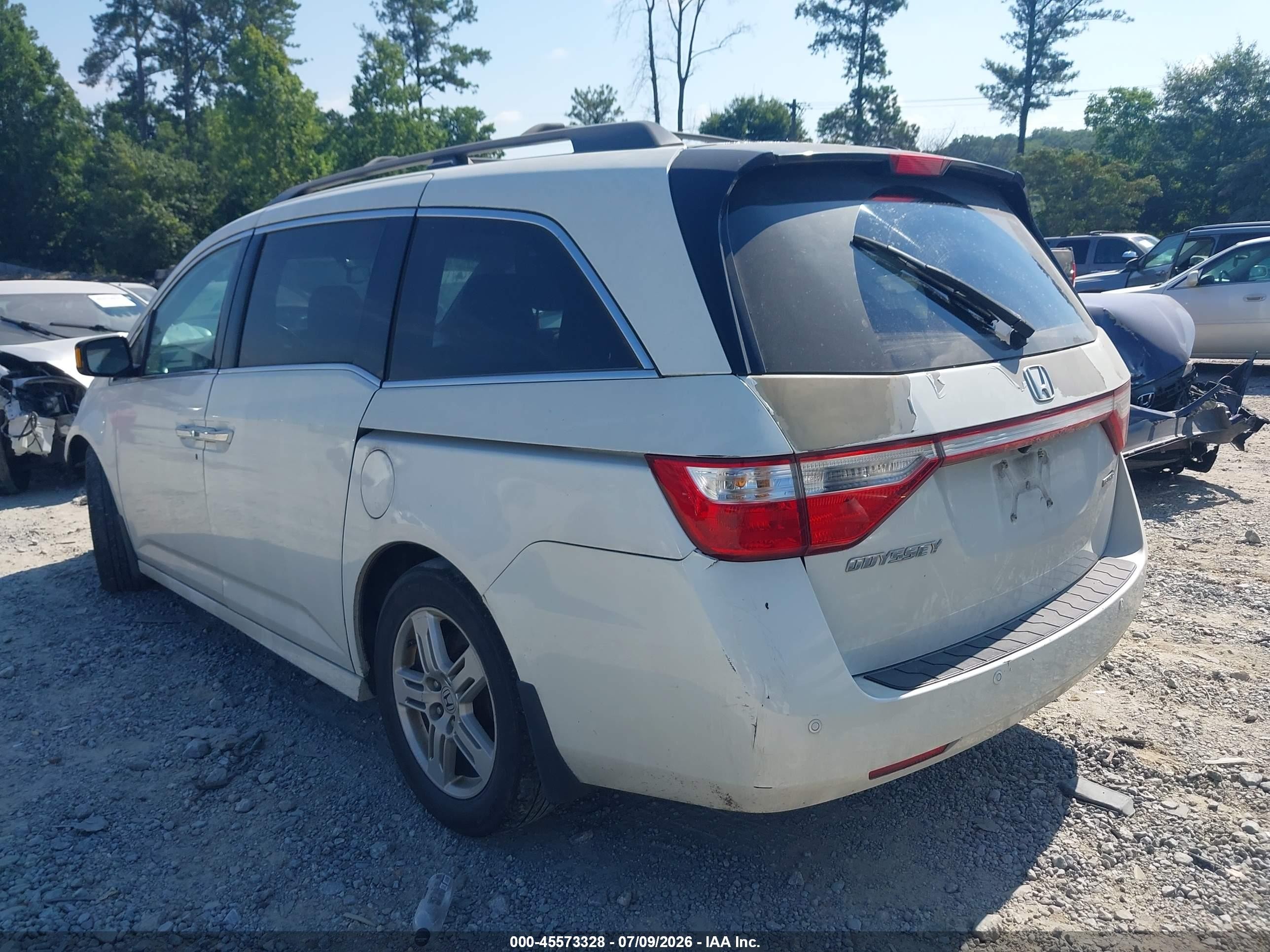 2012 Honda Odyssey Touring/touring Elite White vin: 5FNRL5H99CB131660