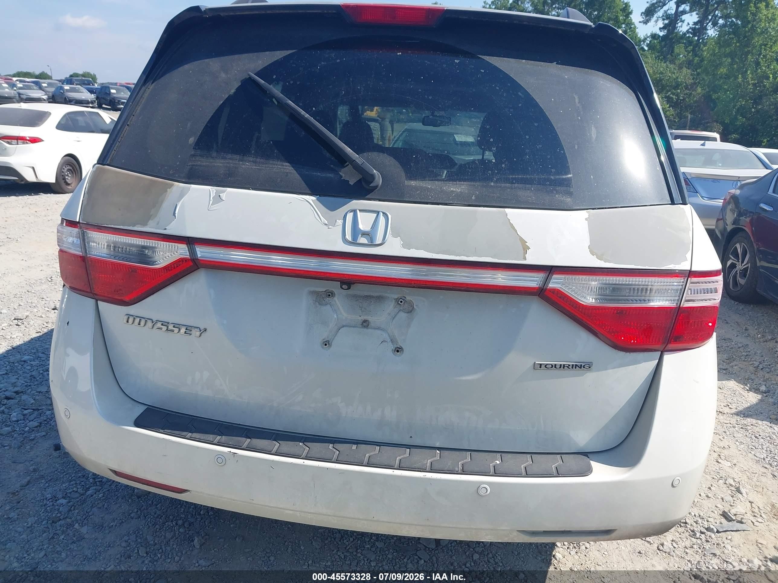 2012 Honda Odyssey Touring/touring Elite White vin: 5FNRL5H99CB131660