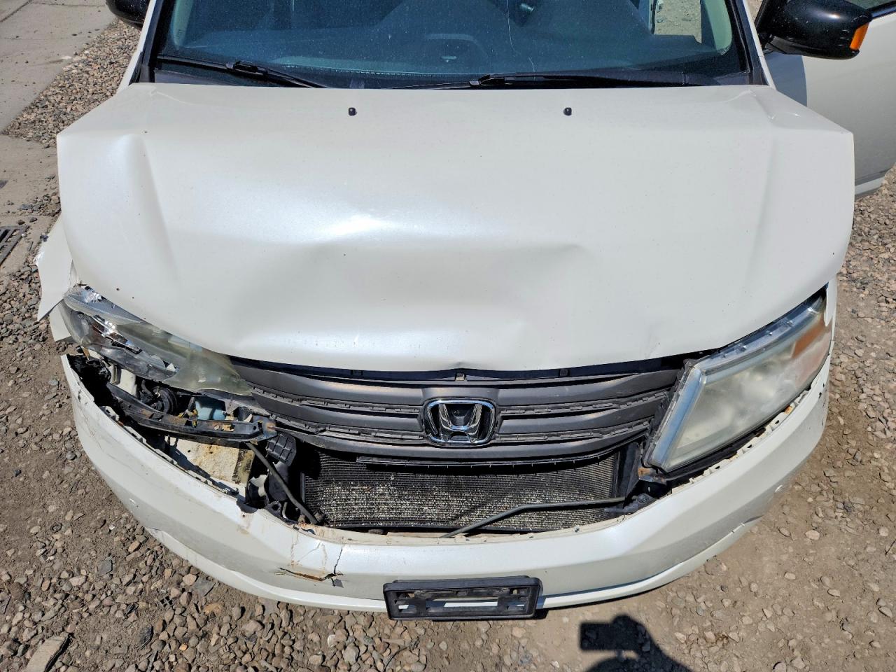 2013 Honda Odyssey Touring White vin: 5FNRL5H99DB001931