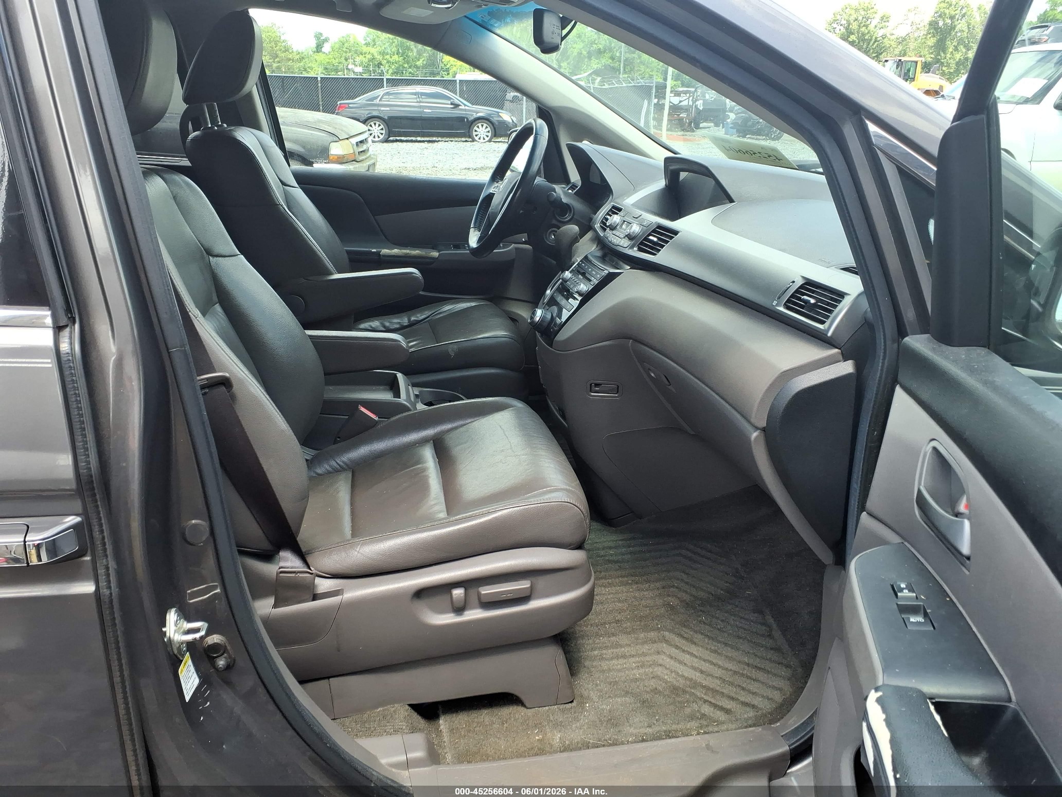 2013 Honda Odyssey Touring/touring Elite Gray vin: 5FNRL5H99DB004263