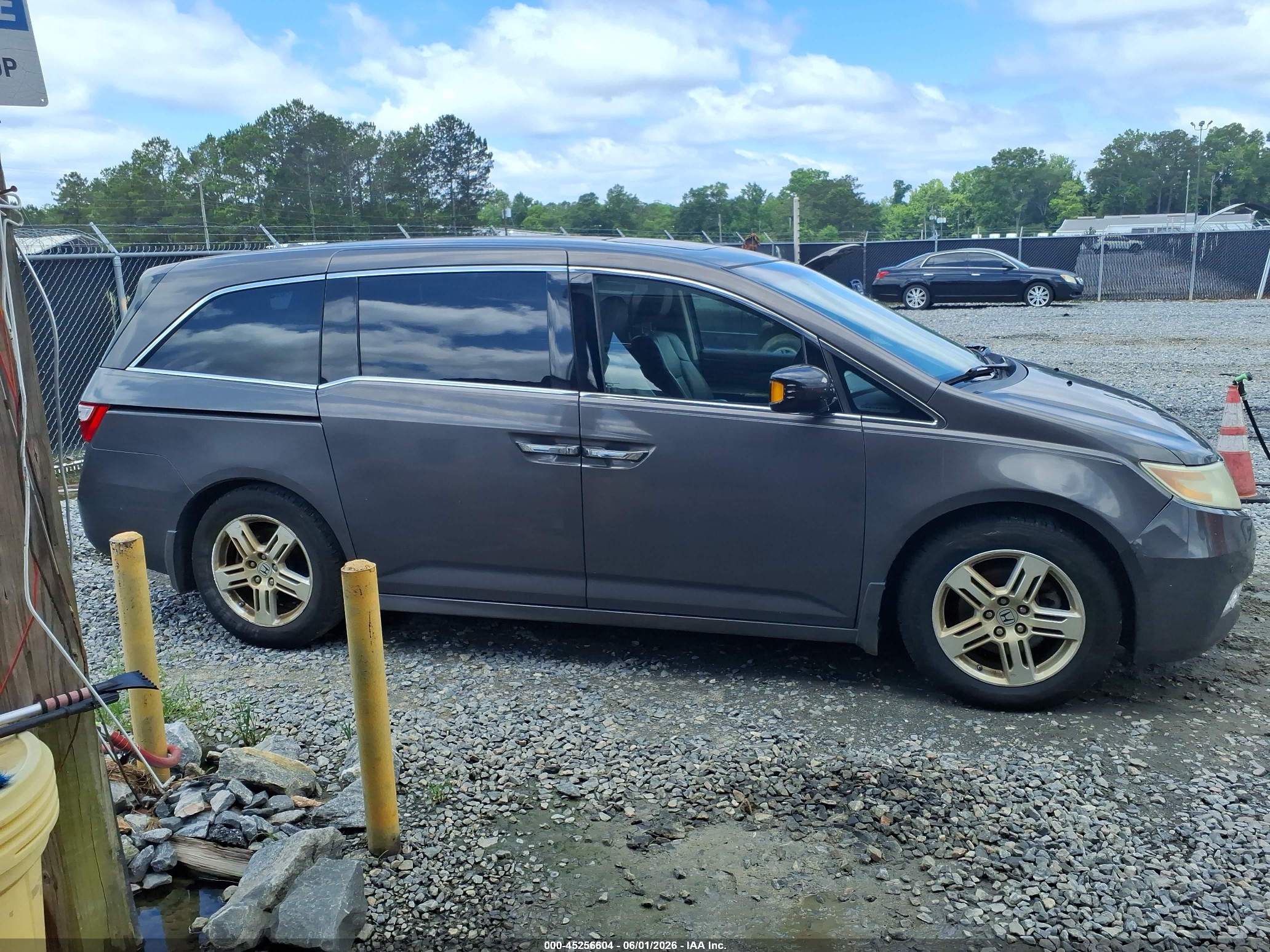 2013 Honda Odyssey Touring/touring Elite Gray vin: 5FNRL5H99DB004263