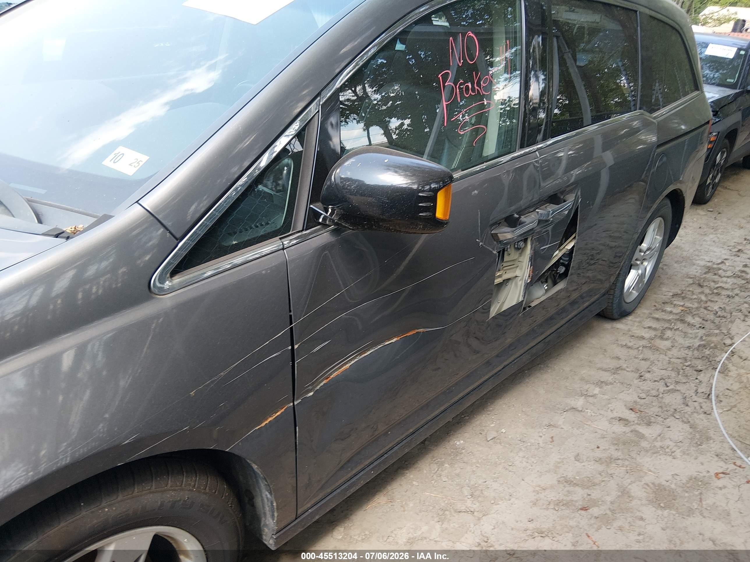 2013 Honda Odyssey Touring/touring Elite Gray vin: 5FNRL5H99DB011570