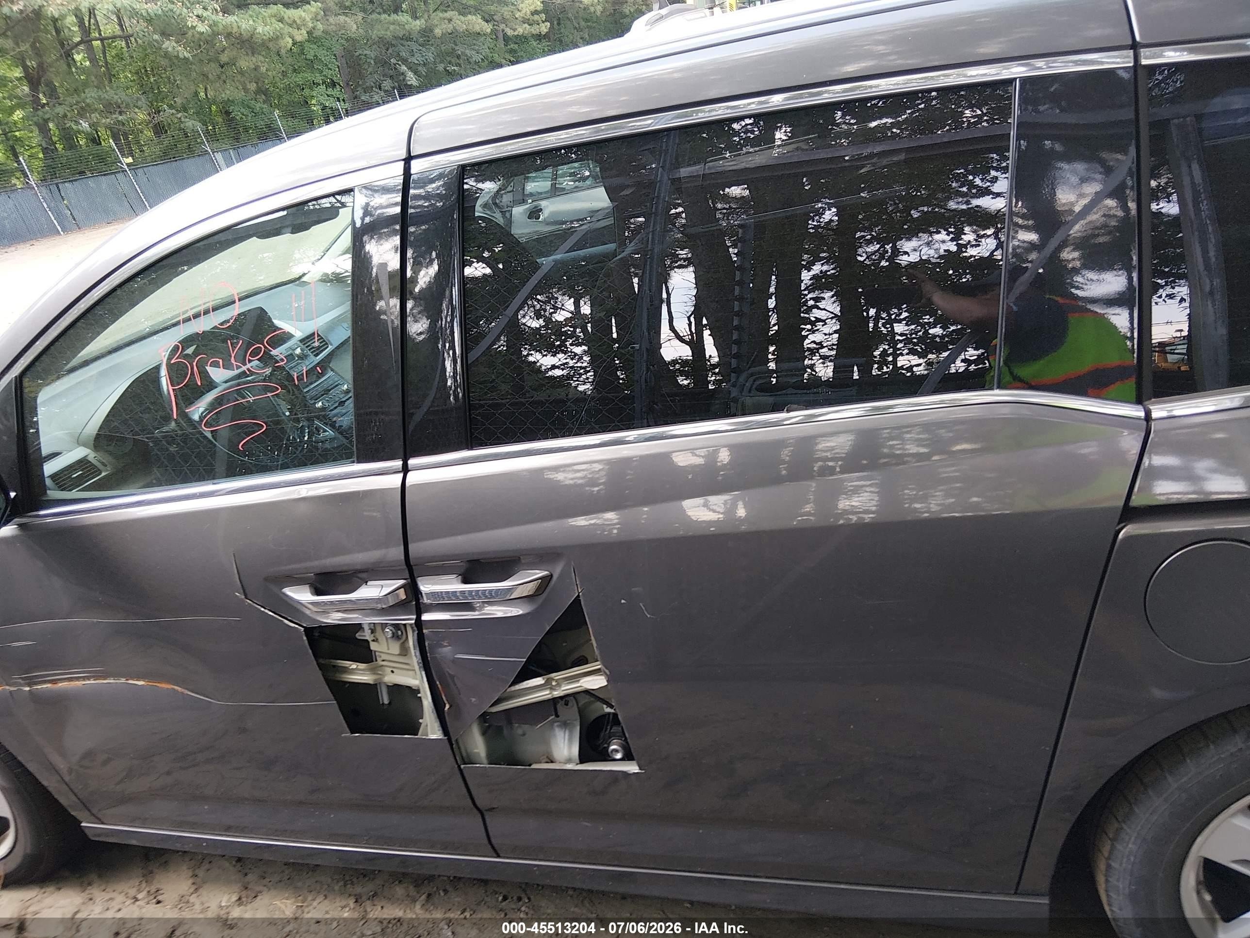 2013 Honda Odyssey Touring/touring Elite Gray vin: 5FNRL5H99DB011570