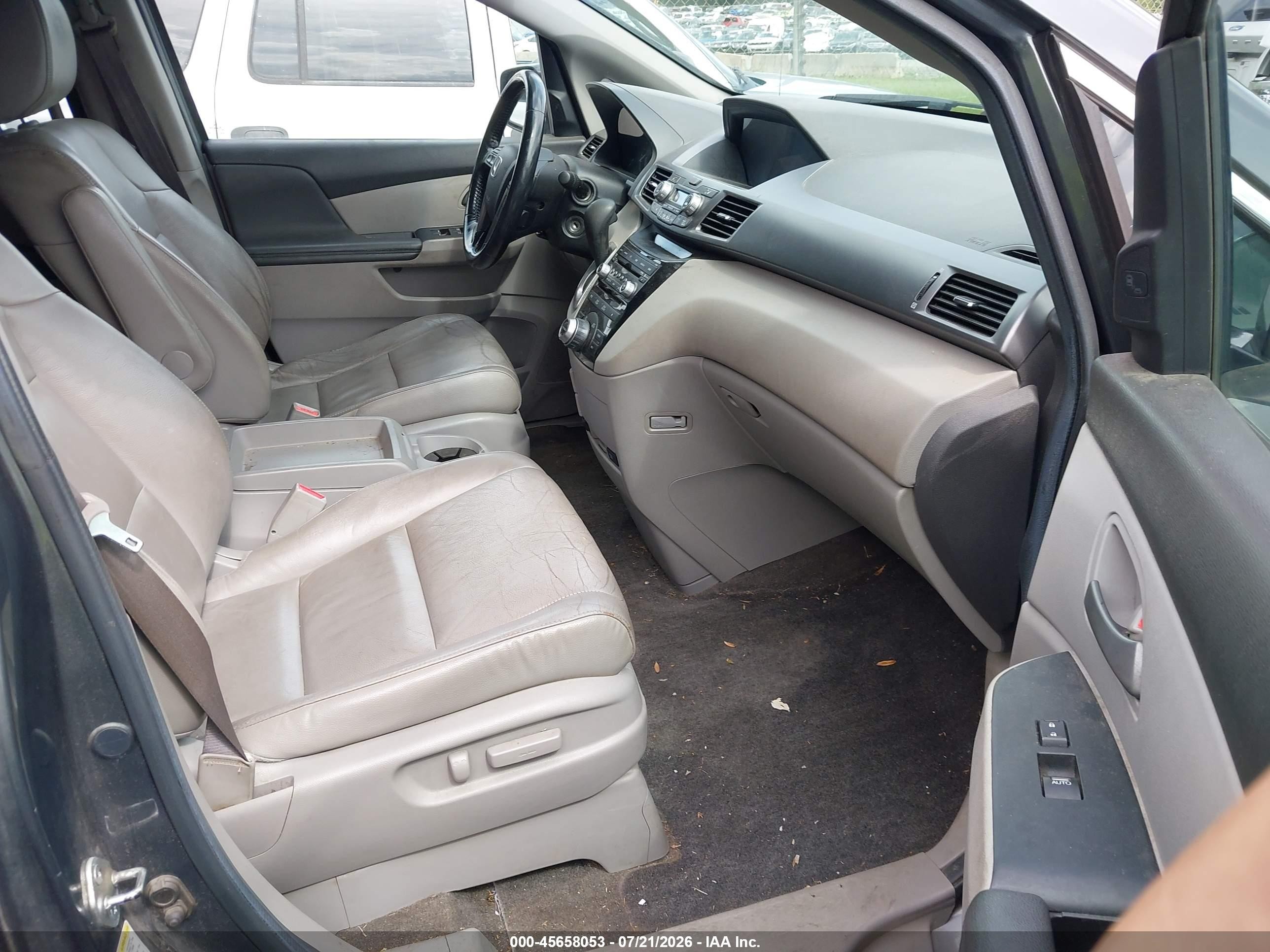 2013 Honda Odyssey Touring/touring Elite Gray vin: 5FNRL5H99DB056086