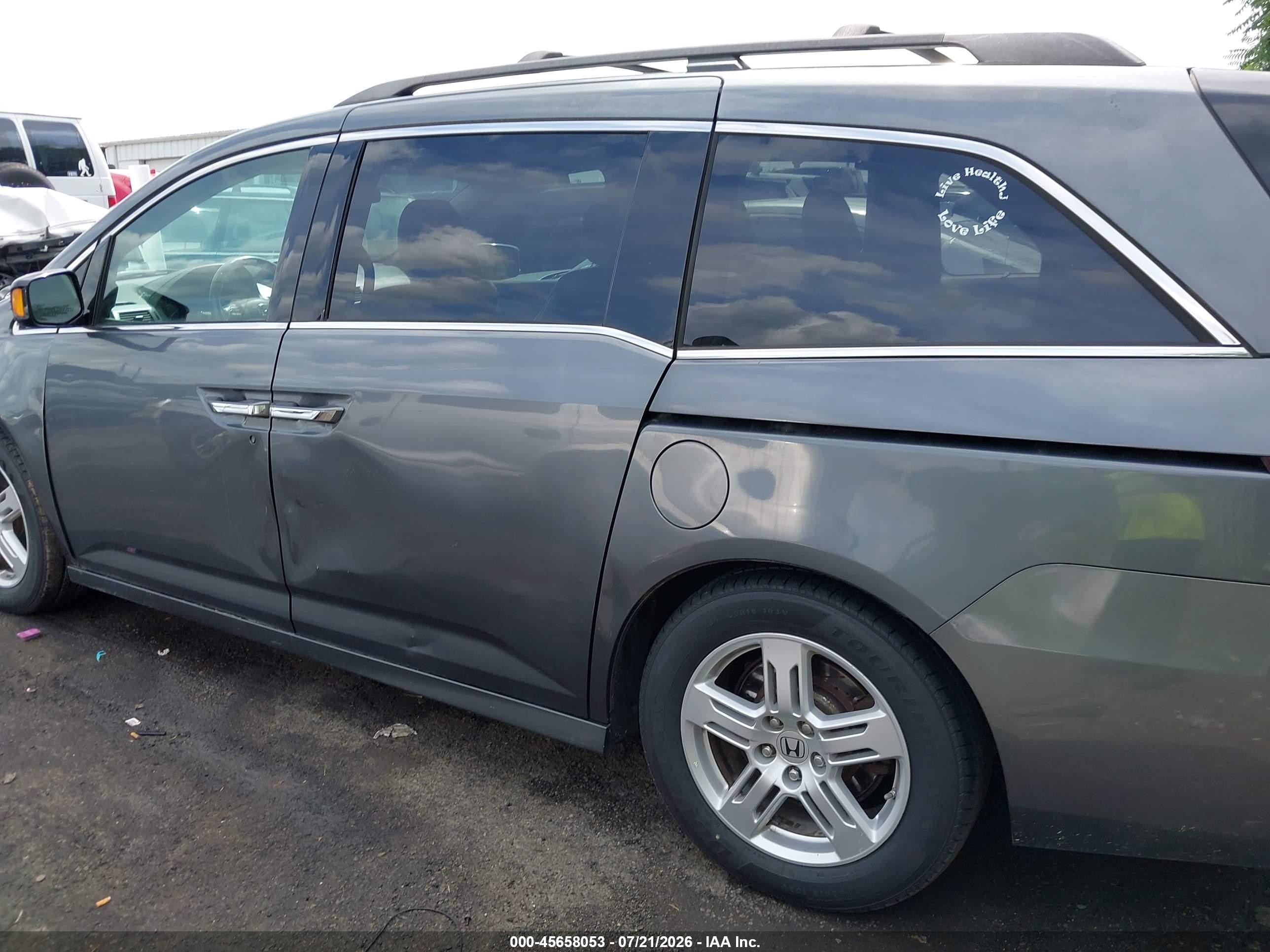 2013 Honda Odyssey Touring/touring Elite Gray vin: 5FNRL5H99DB056086