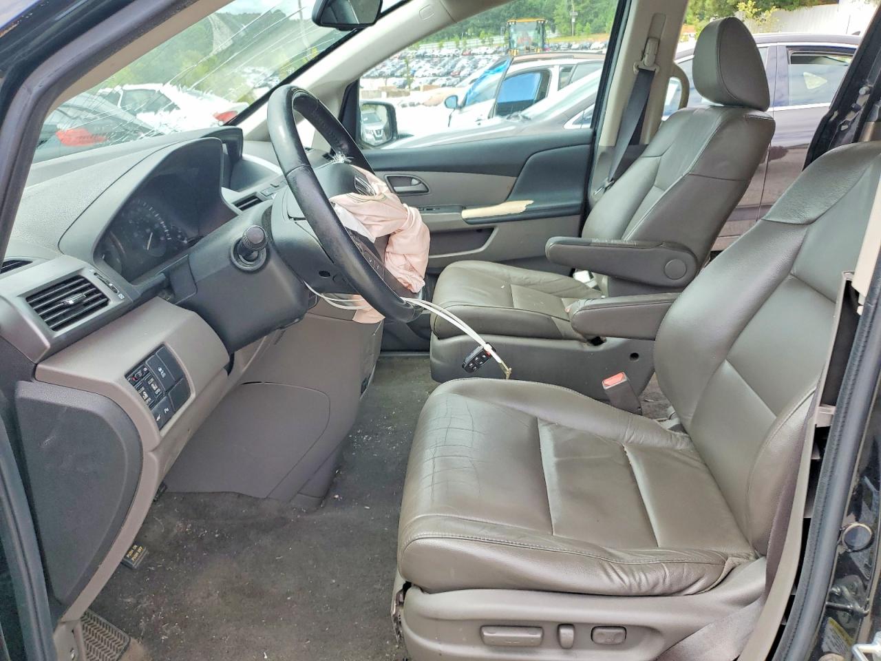 2013 Honda Odyssey Touring Black vin: 5FNRL5H99DB059487