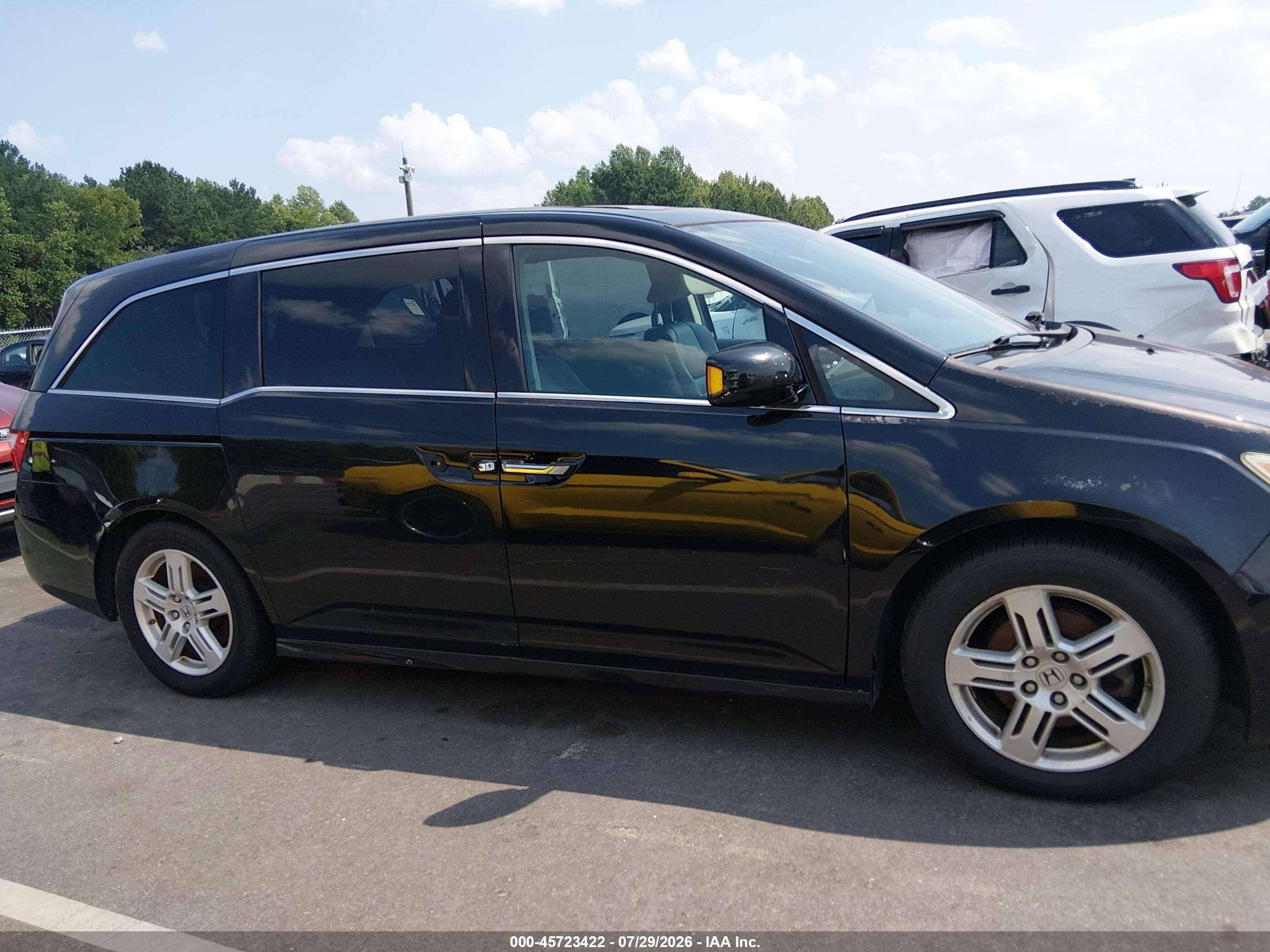 2013 Honda Odyssey Touring/touring Elite Black vin: 5FNRL5H99DB087337